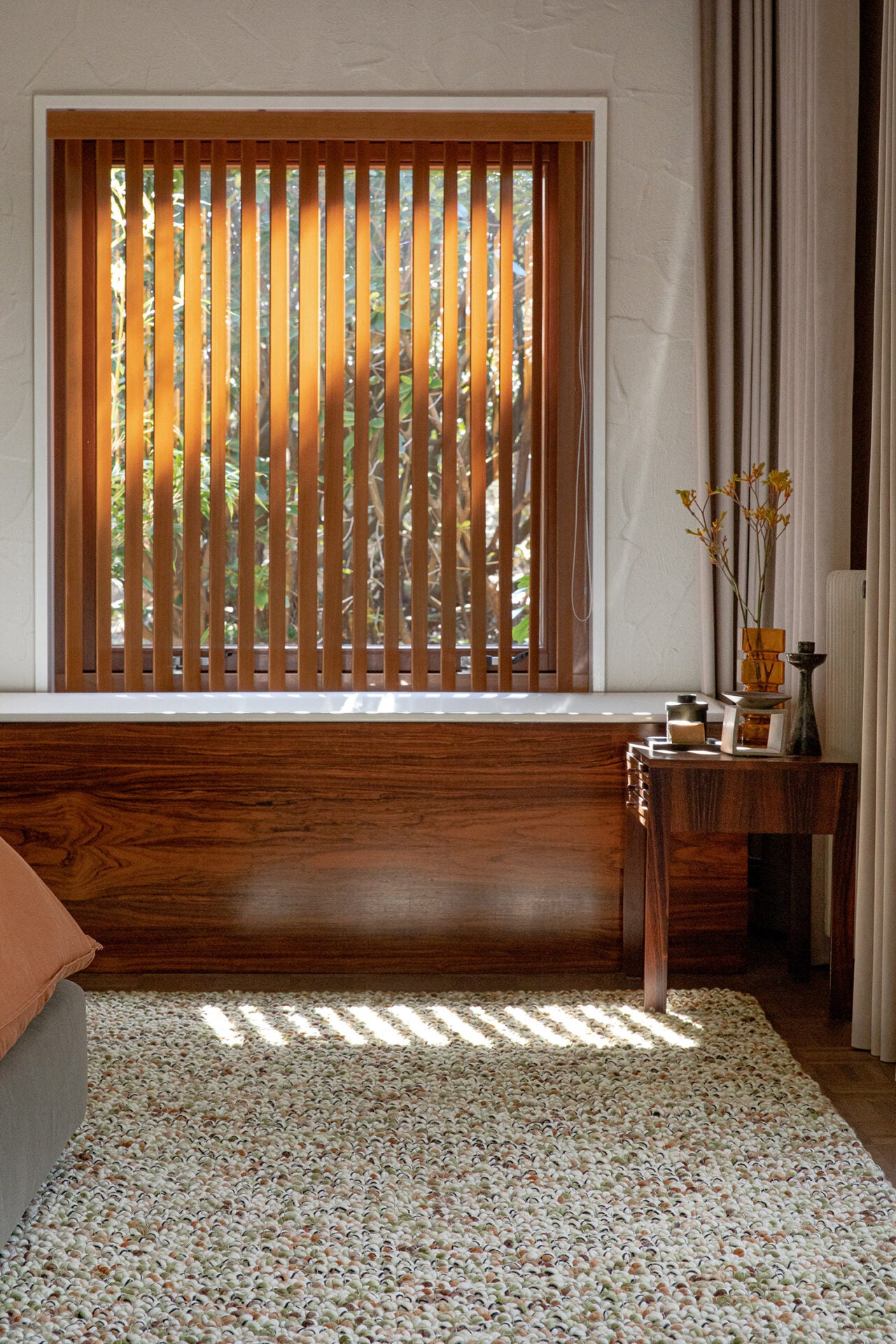 Koberec MARBLE krémovo-oranžový