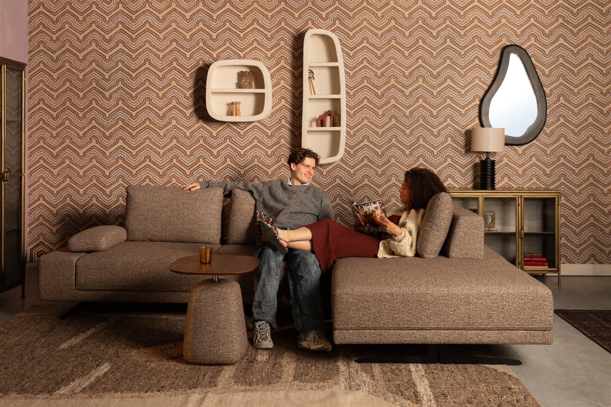 Rohová sedačka SHELLY tmavě béžový melír s černým podstavcem