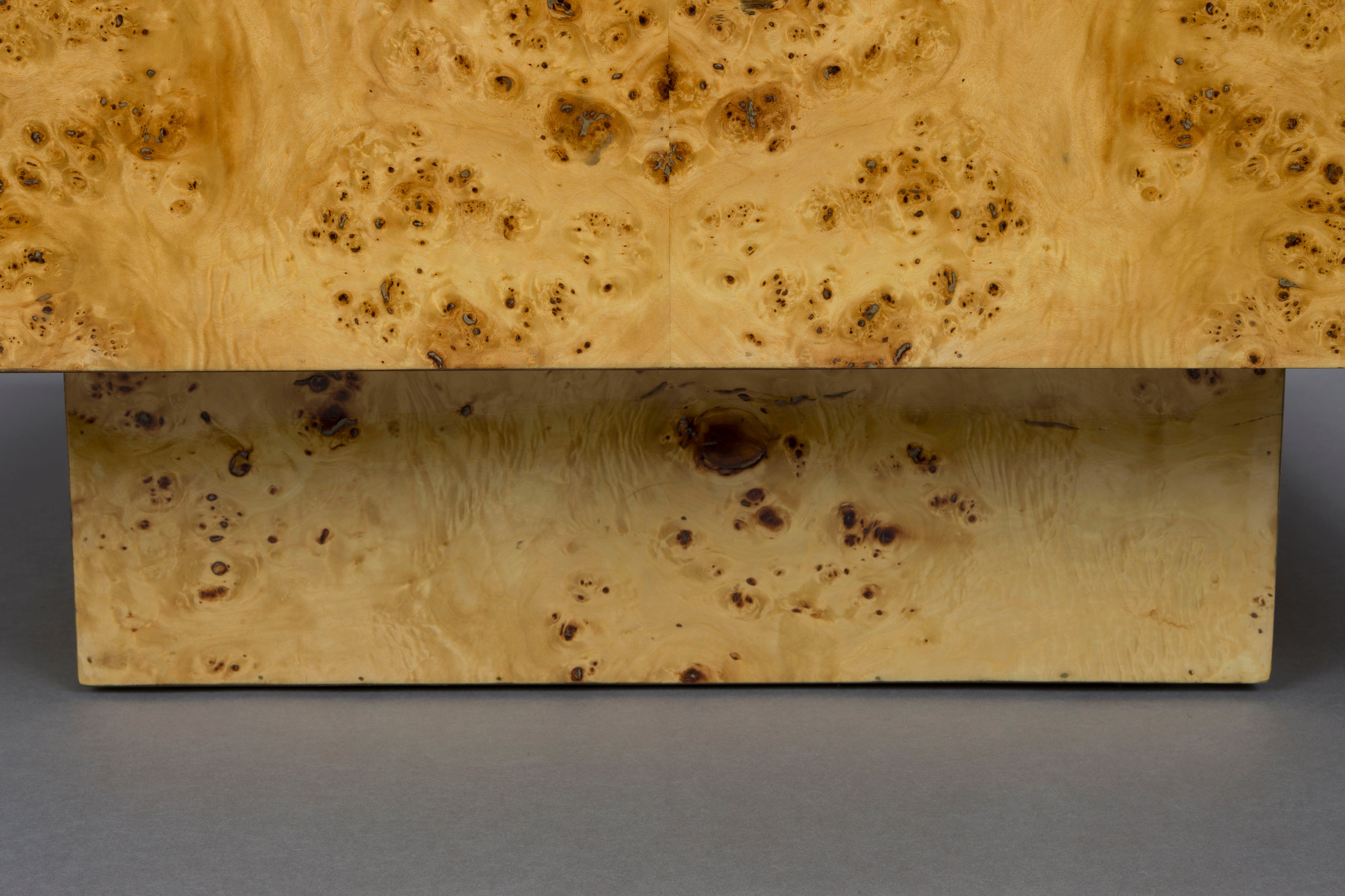 QUINN coffee table walnut veneer with walnut burl