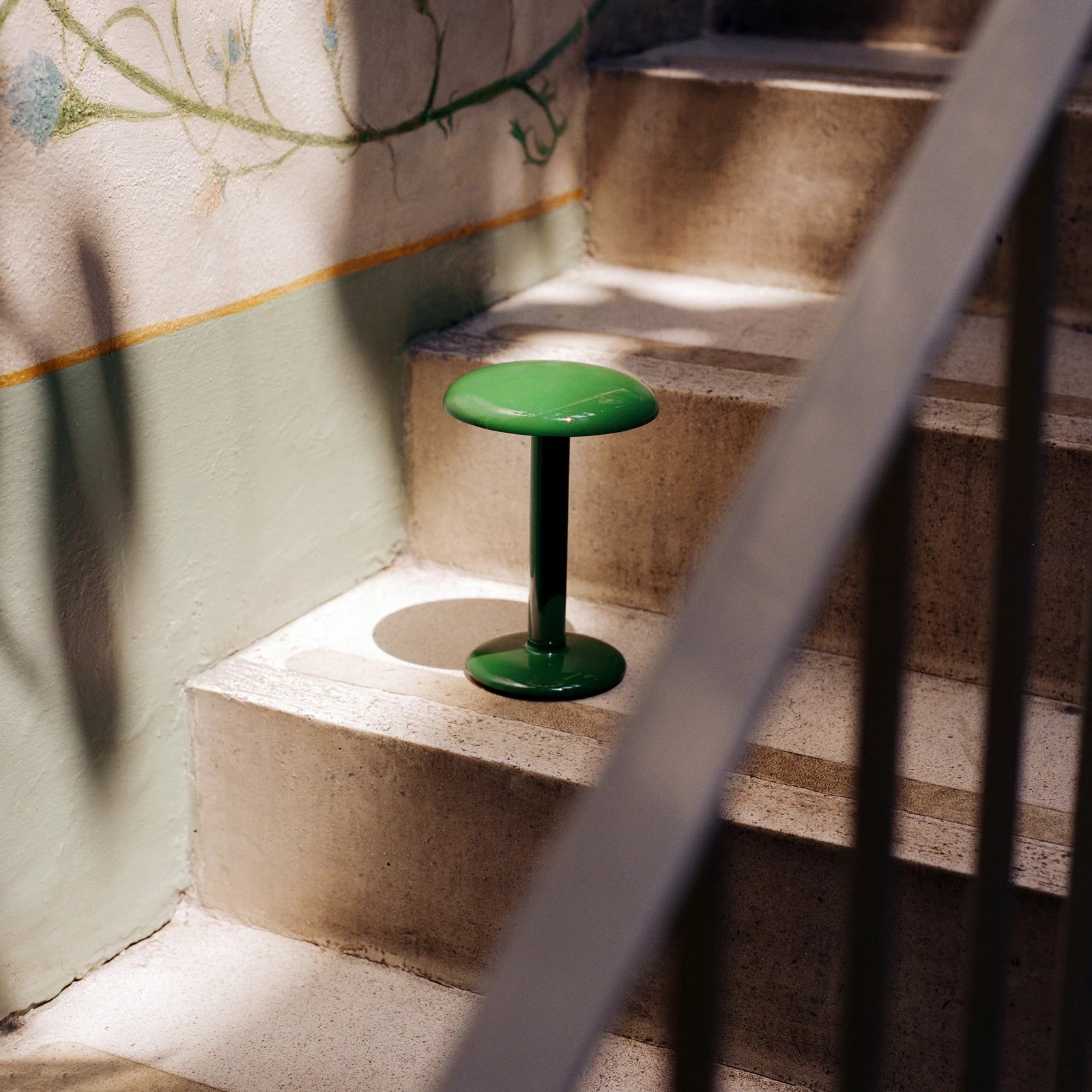Lampa przenośna GUSTAVE HOSPITALITY zielony – styl nowoczesny