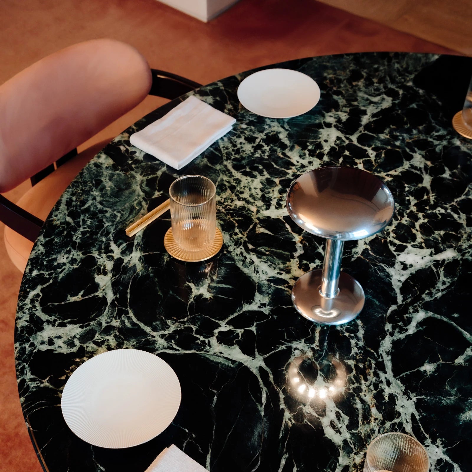 Přenosná lampa GUSTAVE RESIDENTIAL stříbrná