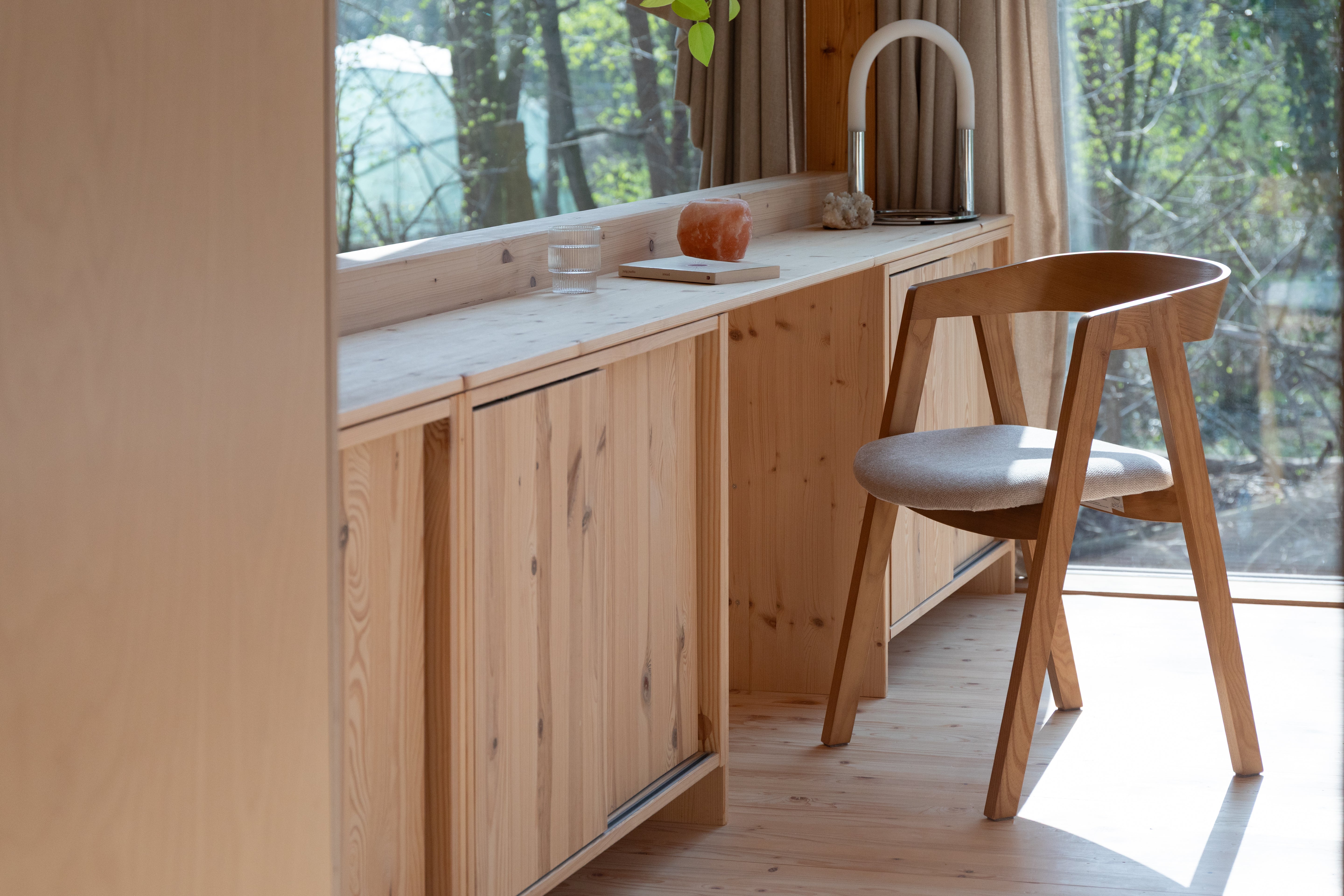 MADS chair in ash wood with beige seat