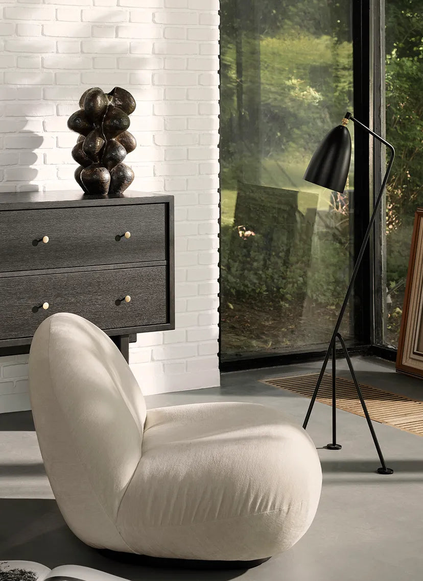 Stojací lampa na čtení GRÄSHOPPA oranžový trojnožka