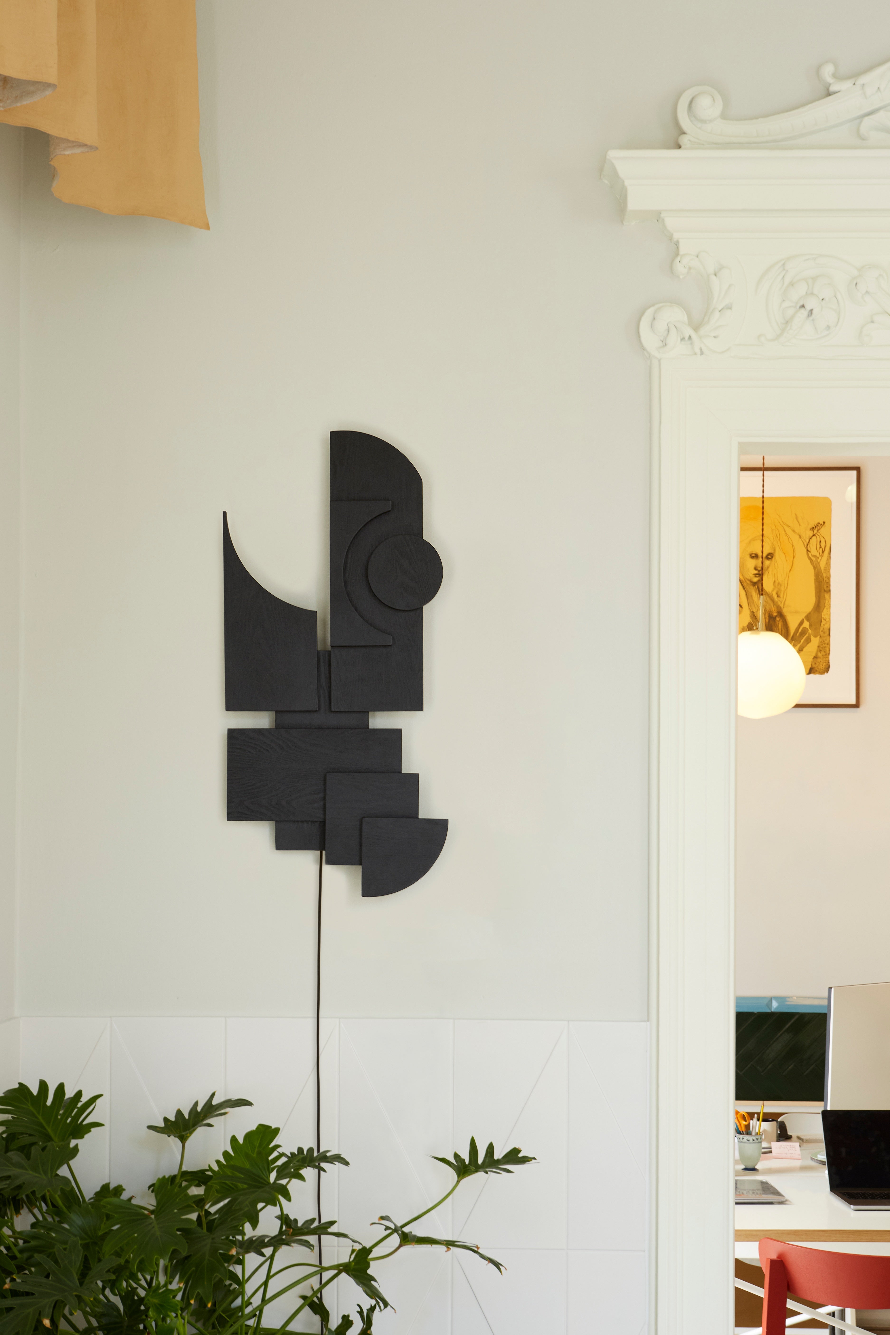 Nástěnné svítidlo TOTEM DECO černé