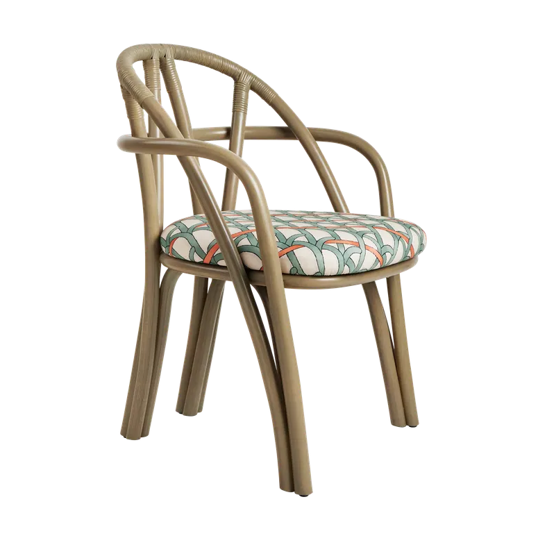 Čalouněné křeslo BISTRA s olivovým ratanovým podstavcem