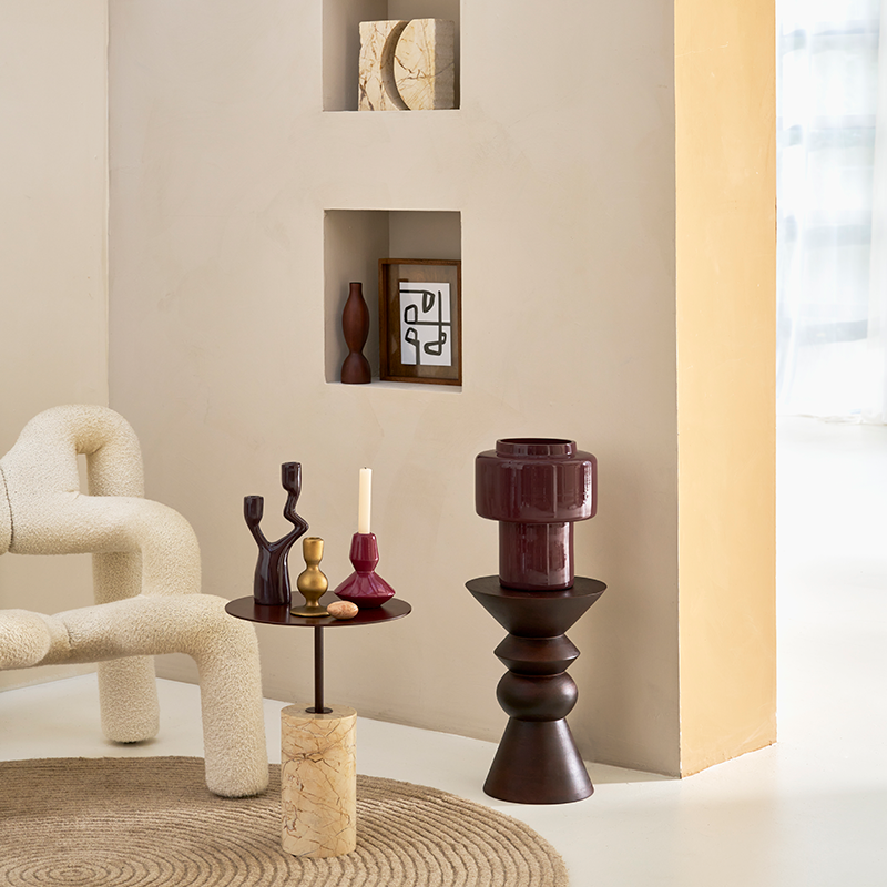 Maty B side table brown with a mamrurian base