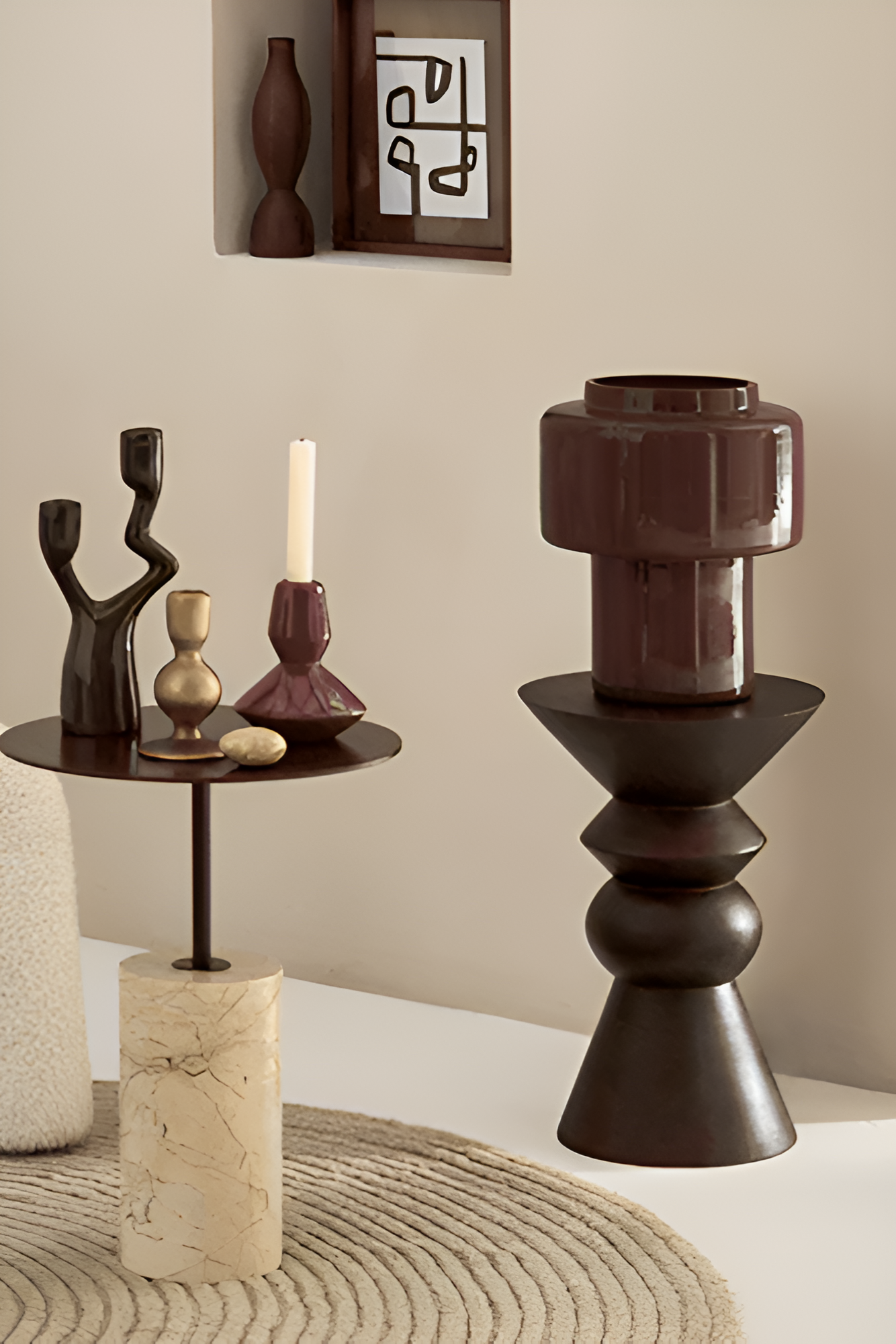 Boční stolek LUOVA tmavě hnědé mango dřevo