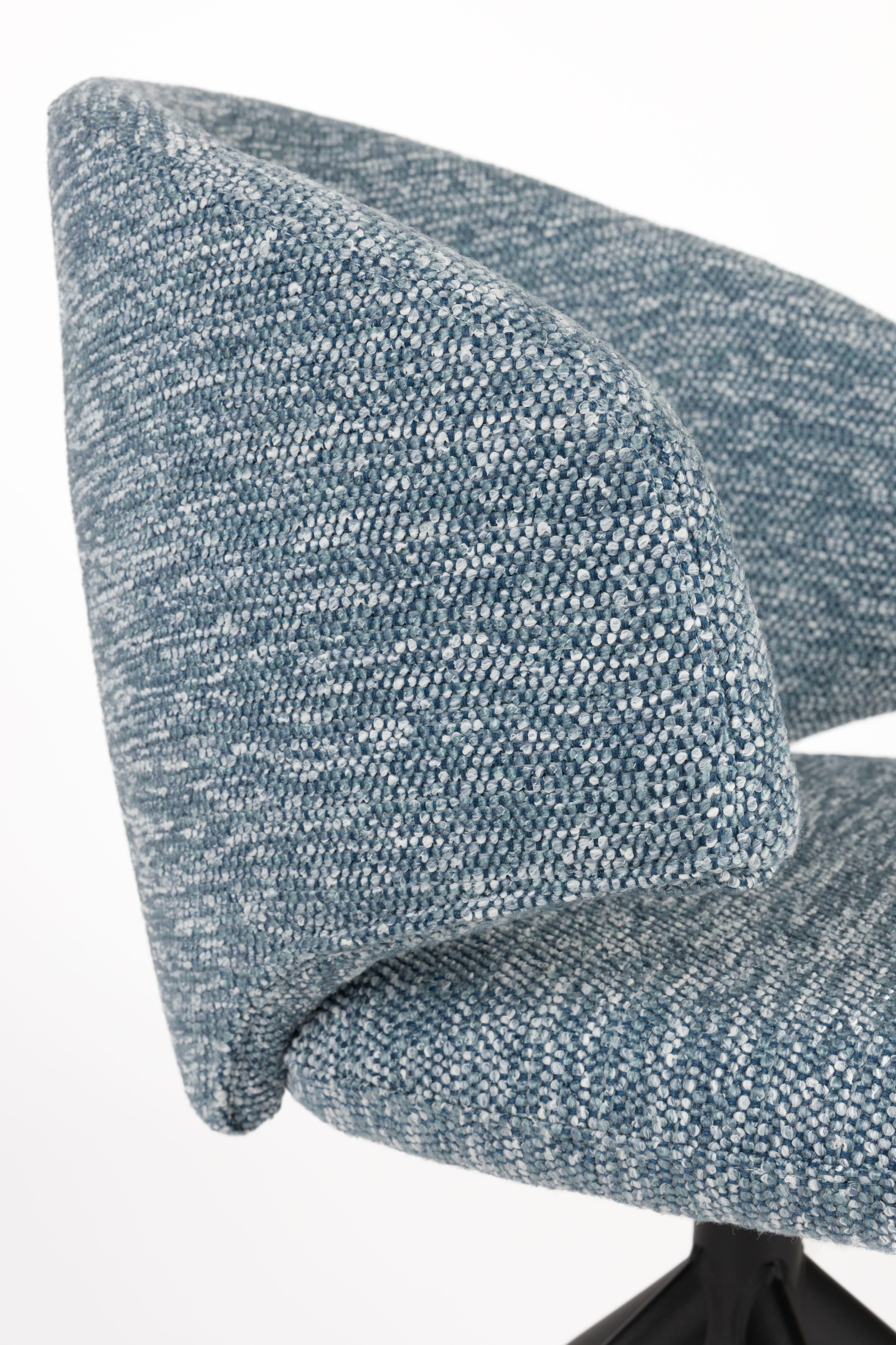 BALADO swivel chair blue with black base