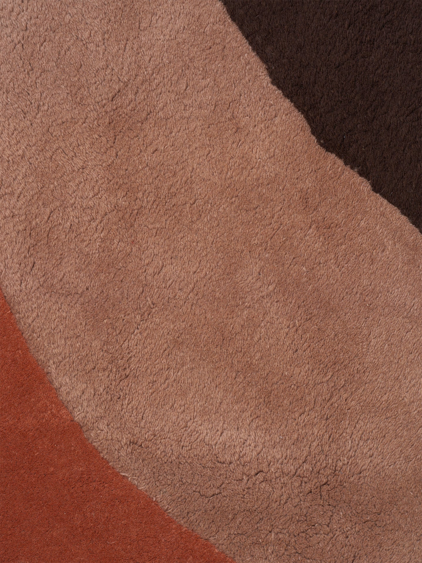VIEW brown rug with burgundy