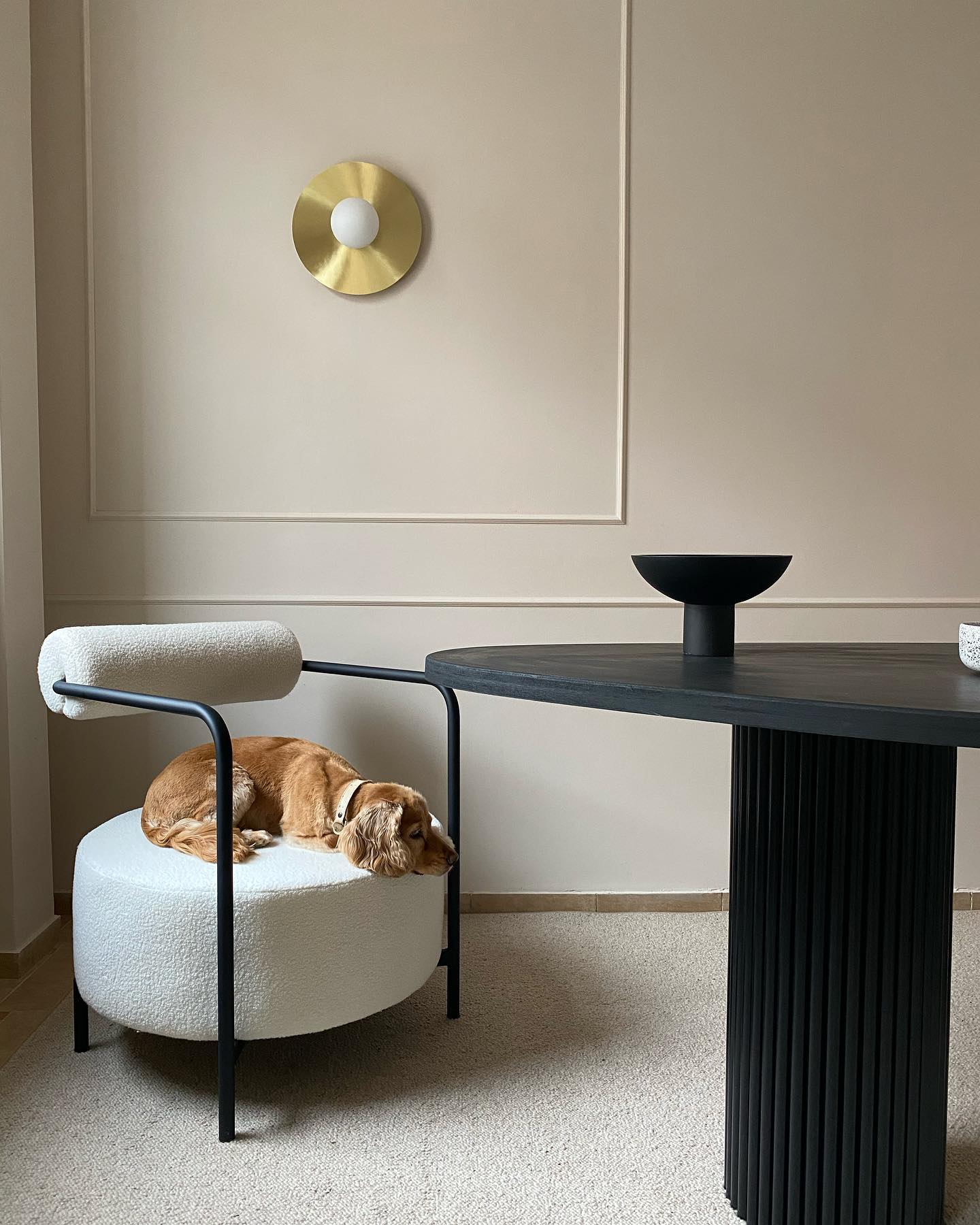 Křeslo SAFFRON čalouněné