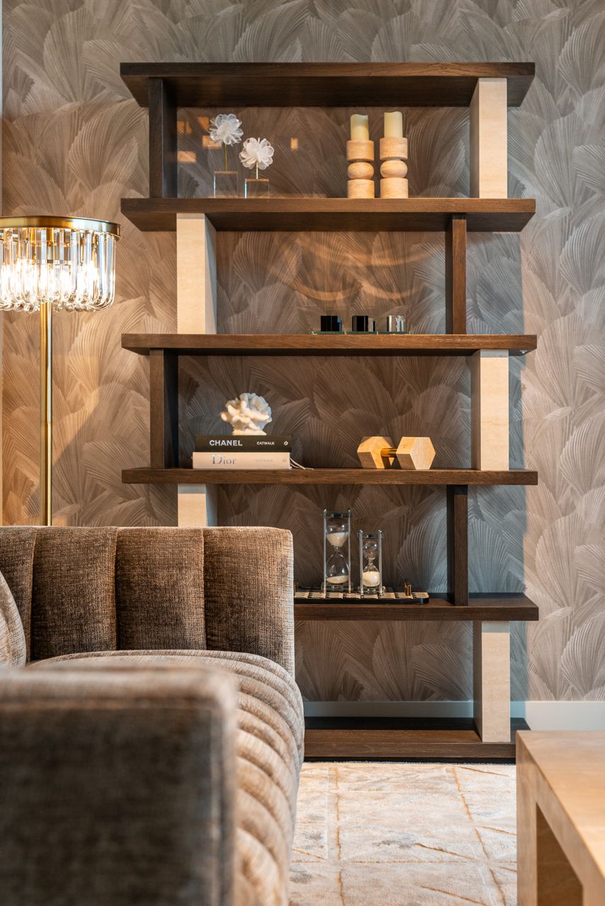 Stojací lampa DAGMAR sklo se zlatým podstavcem