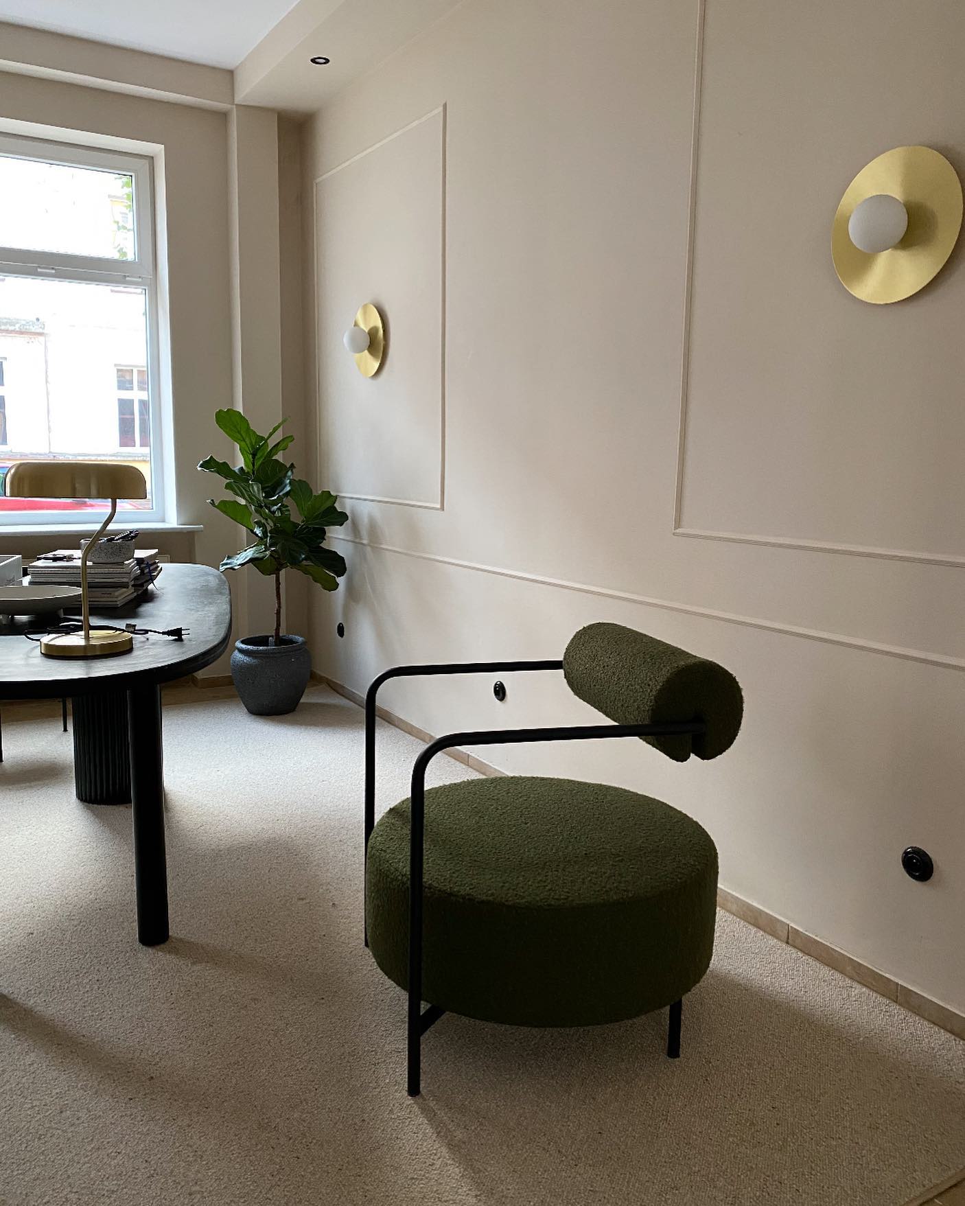 Křeslo SAFFRON čalouněné