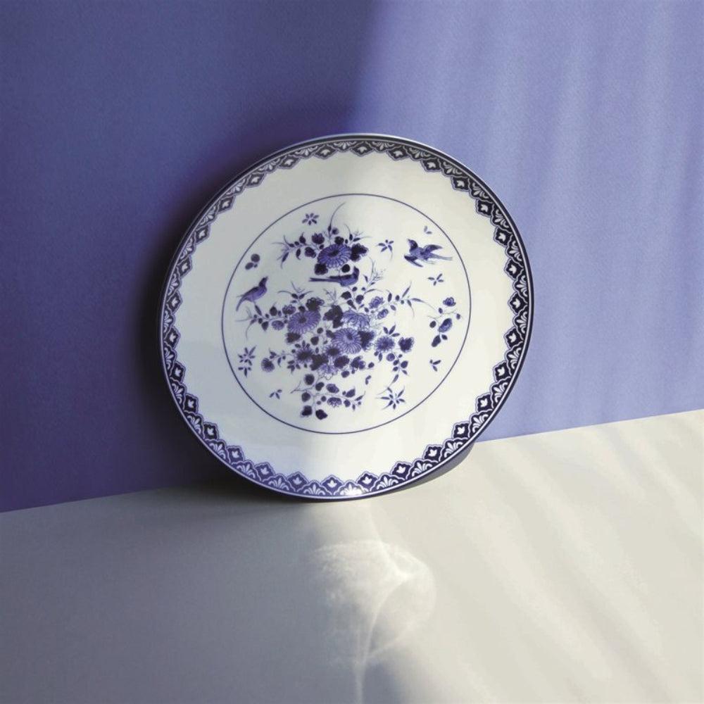 DELFTWARE White and Blue Plate Set