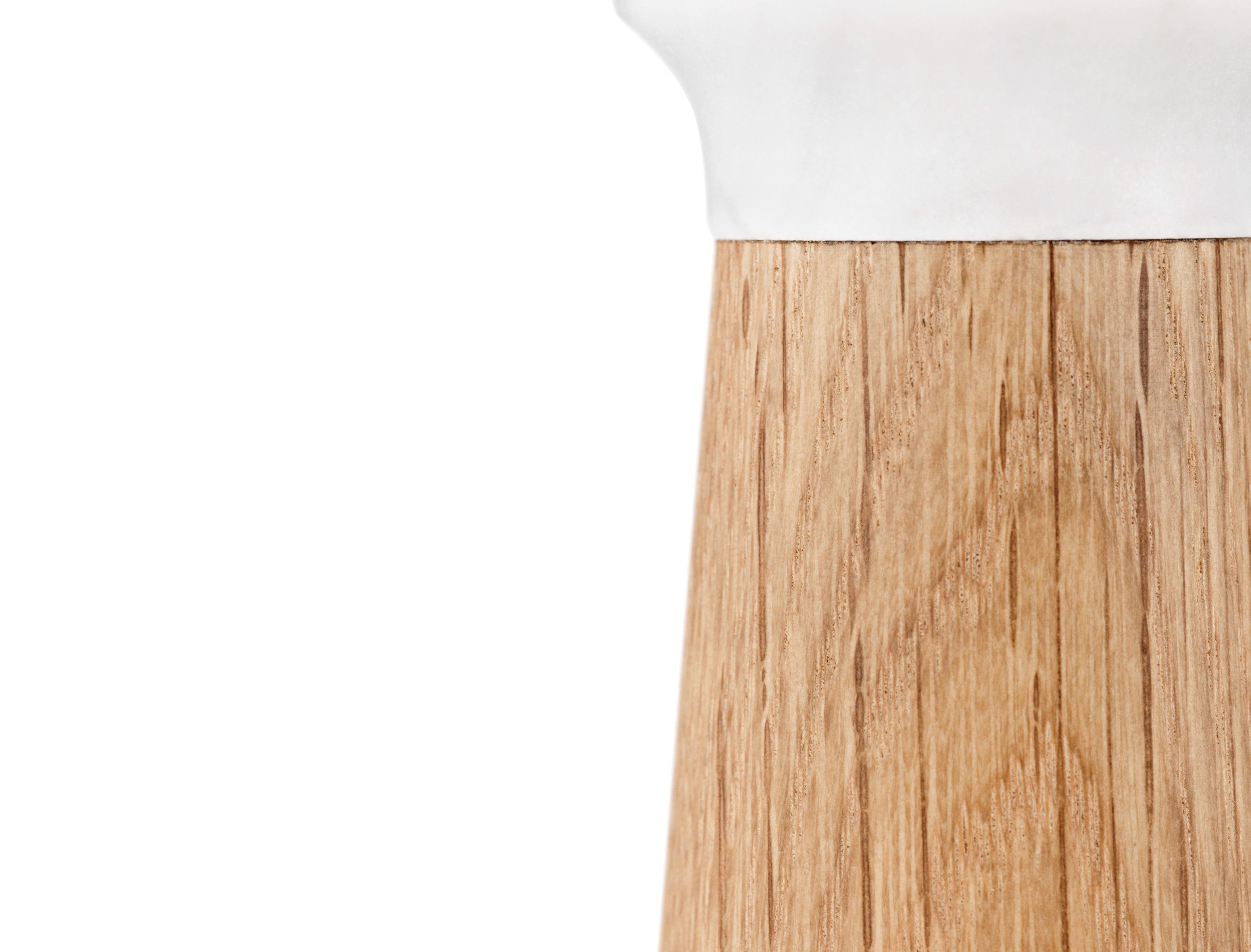 Mlýnek na sůl CRAFT z dubového dřeva s bílým mramorem