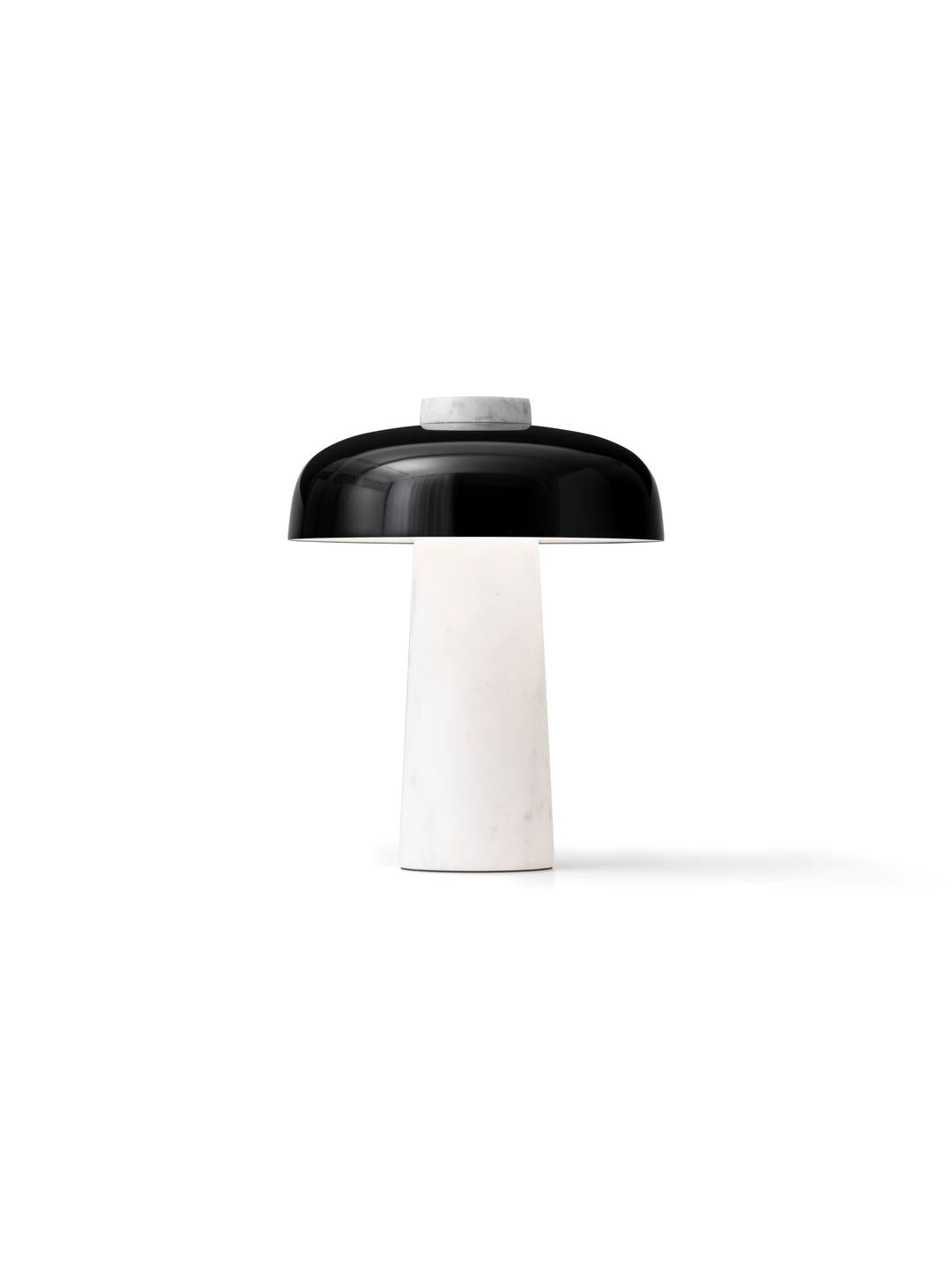 Stolní lampa REVERSE černý stínidlo s mramorovým podstavcem
