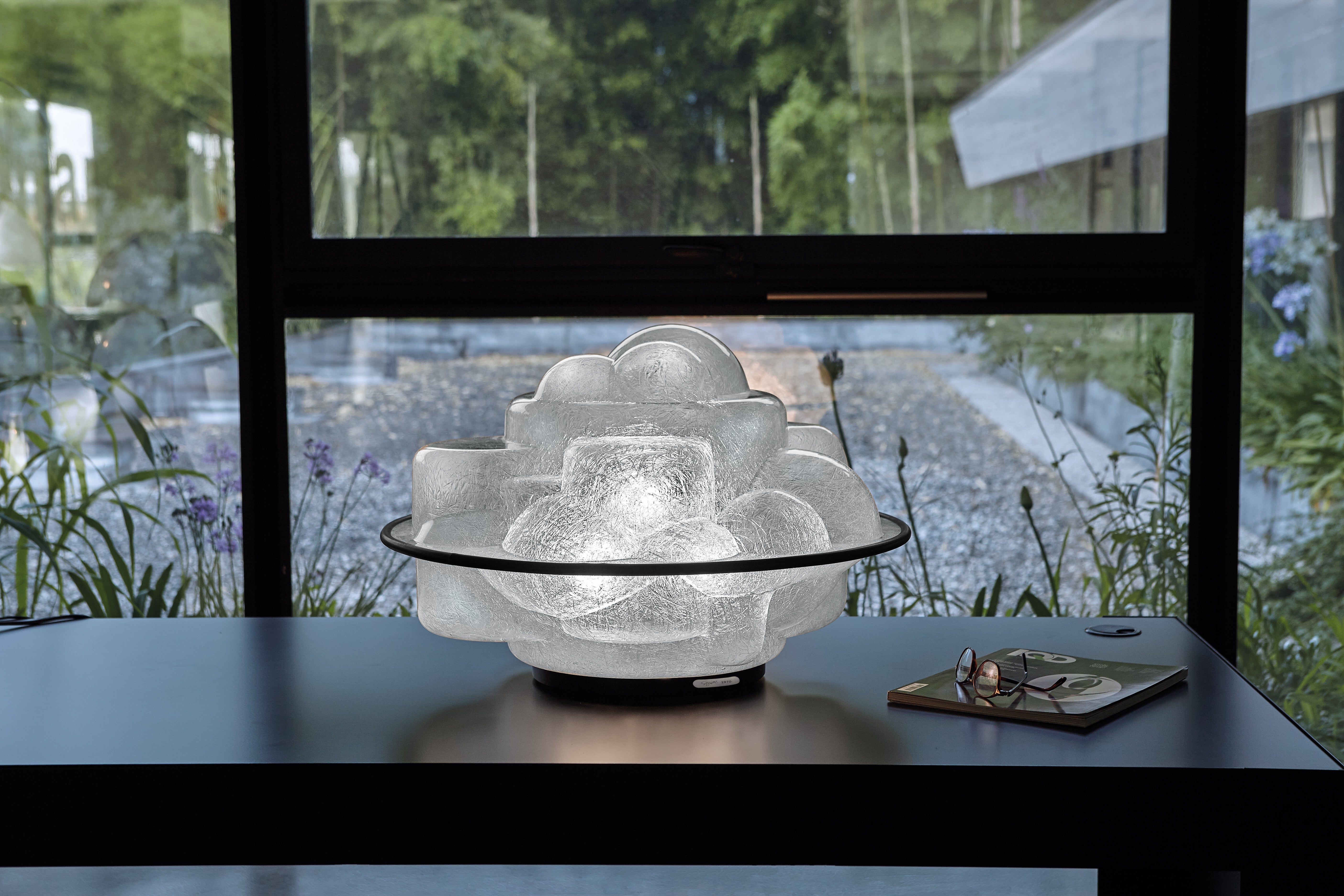 Lampa stolní PROFITEROLLE transparentní s černým detailem