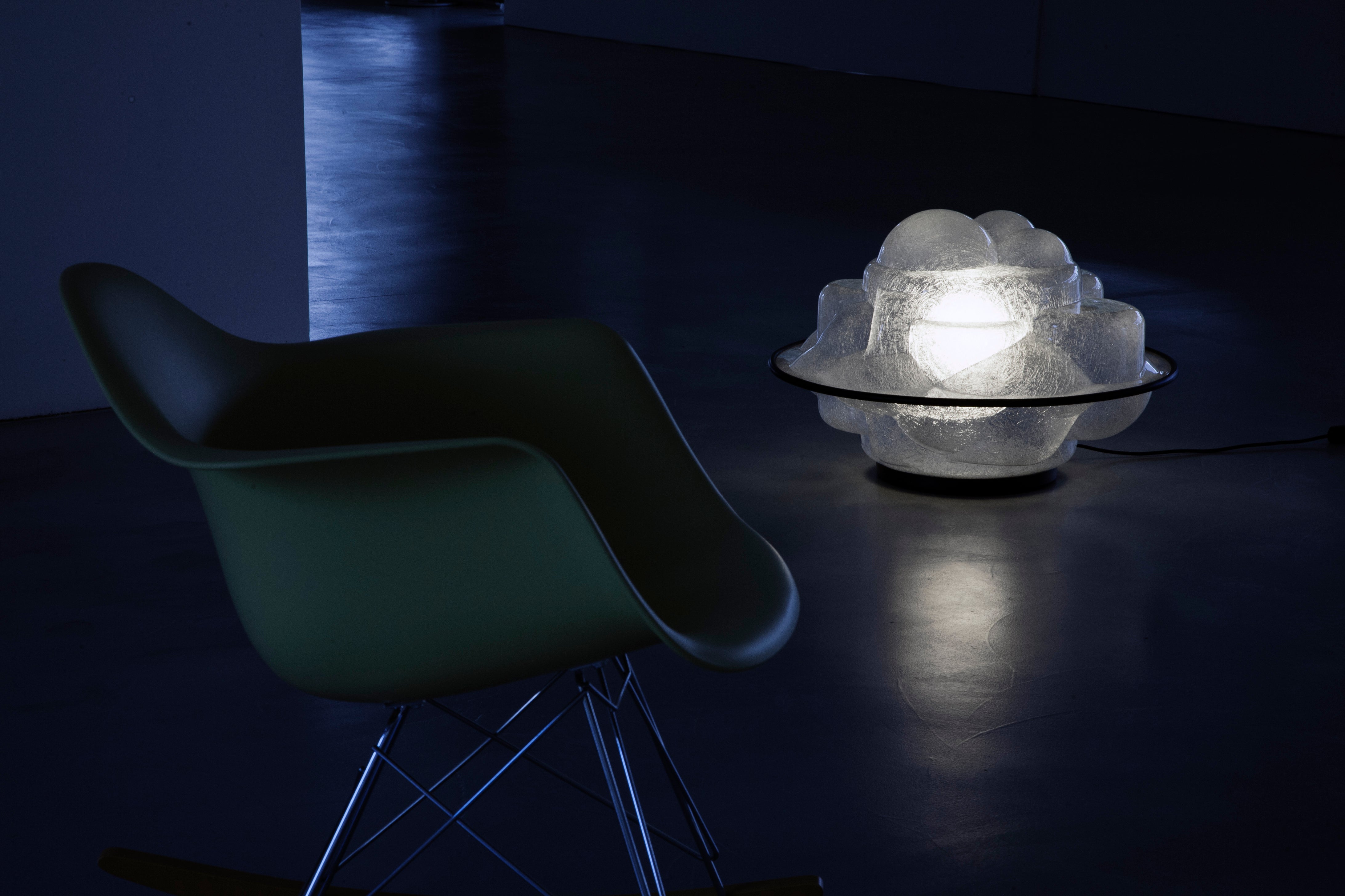 Lampa stolní PROFITEROLLE transparentní s černým detailem