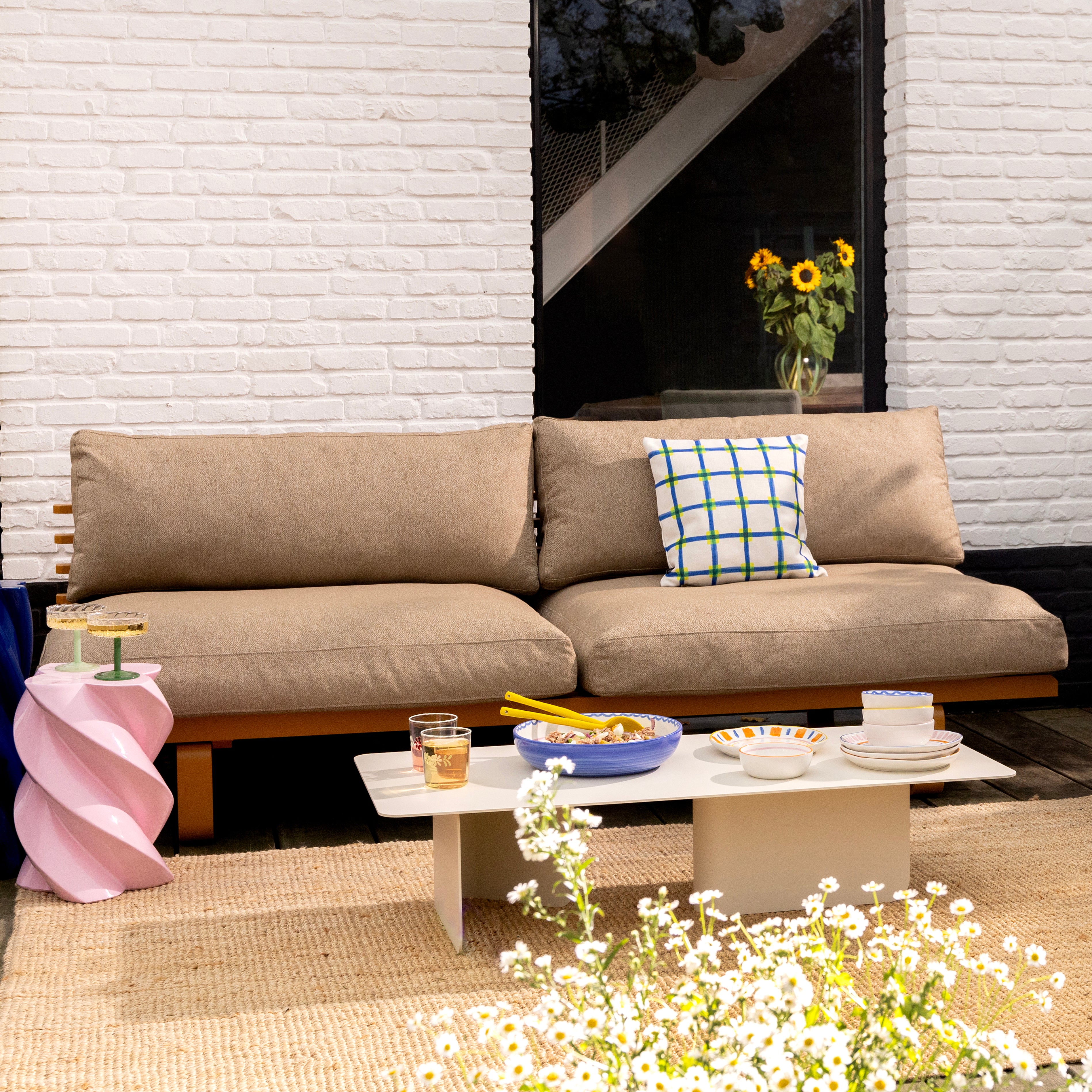 Povlak na polštář CLASH bílý s modrou a žlutou