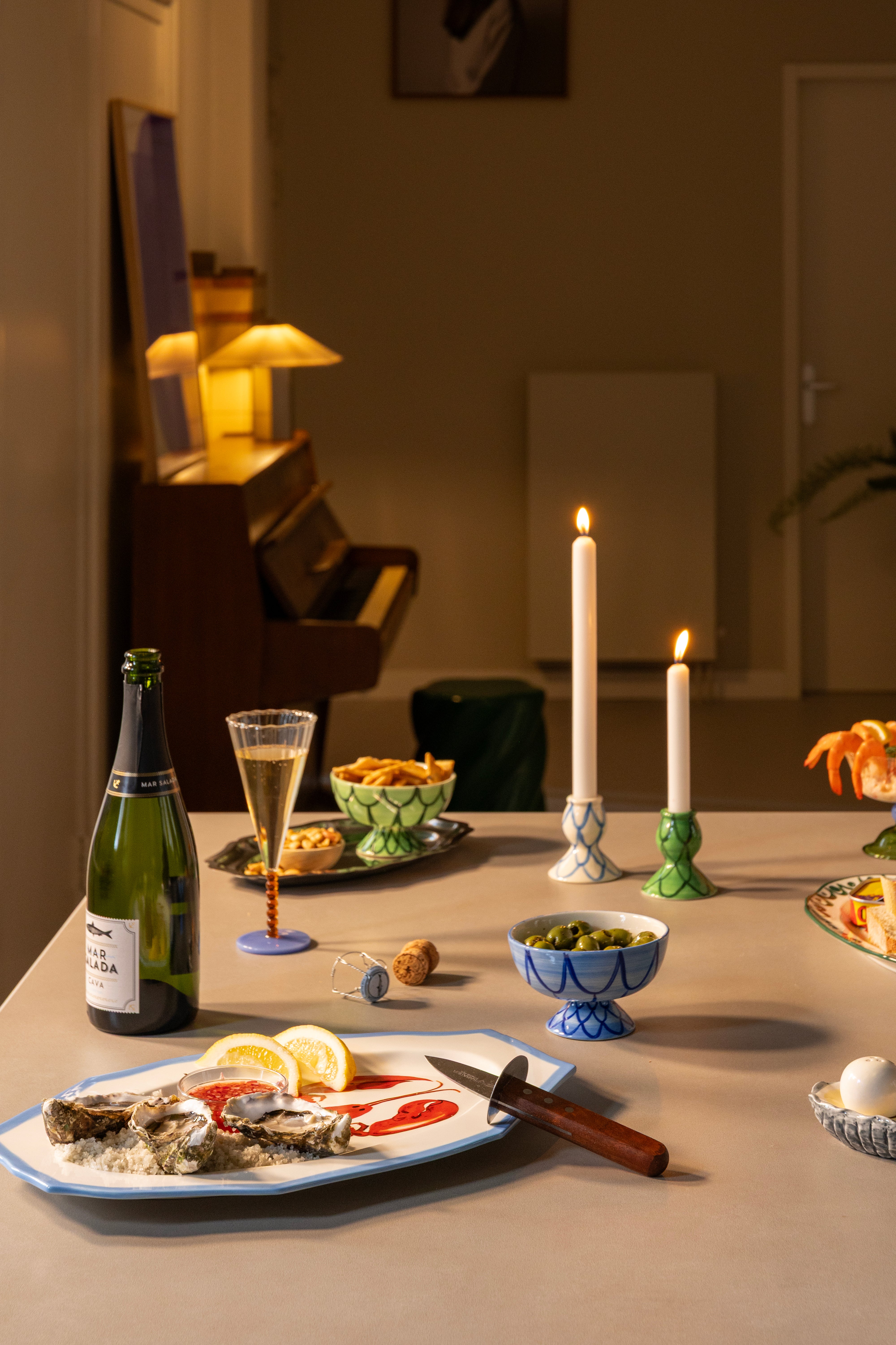 White SIRENE Candle Holder with Blue