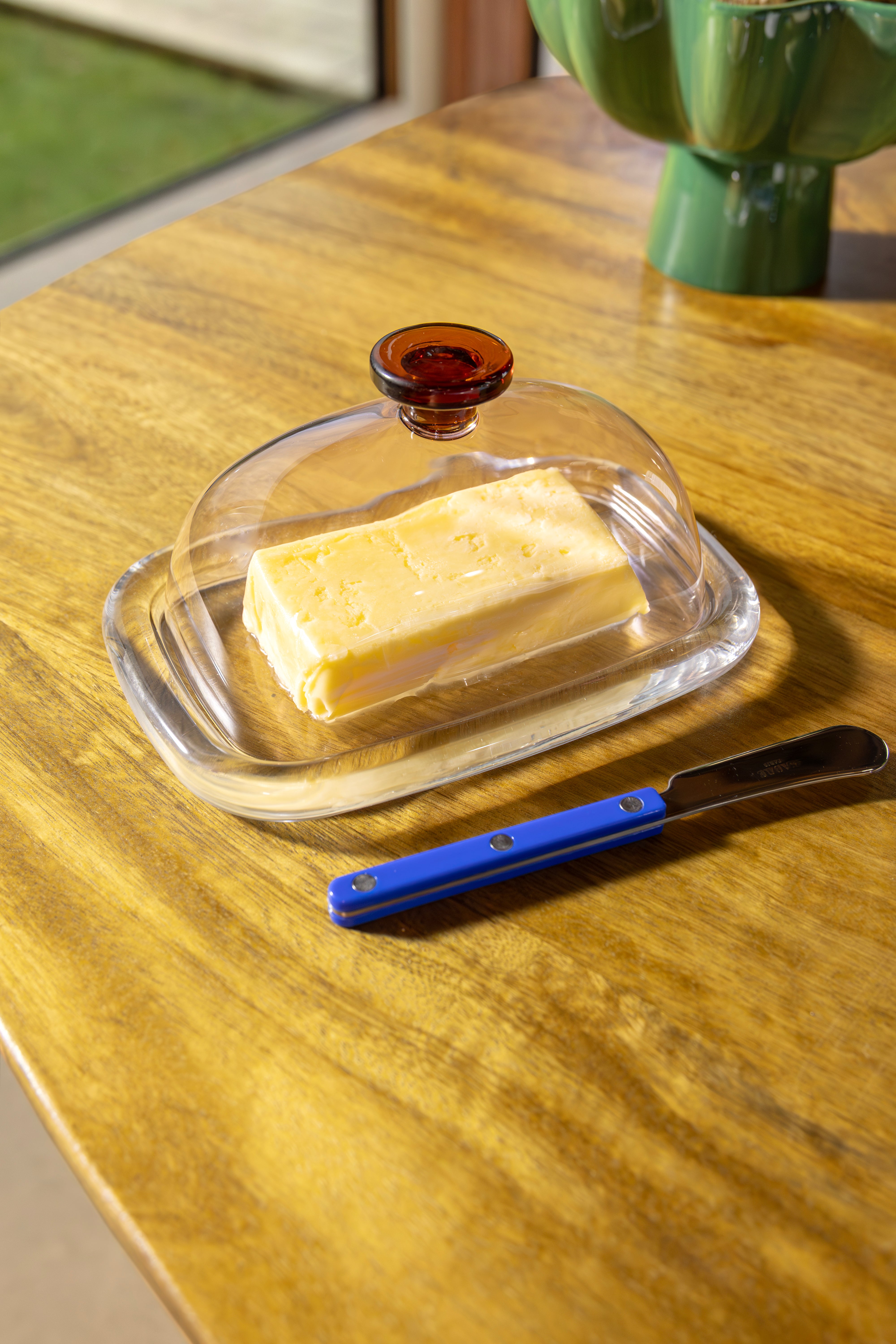 Máslenka CANTINE růžová s jantarovou