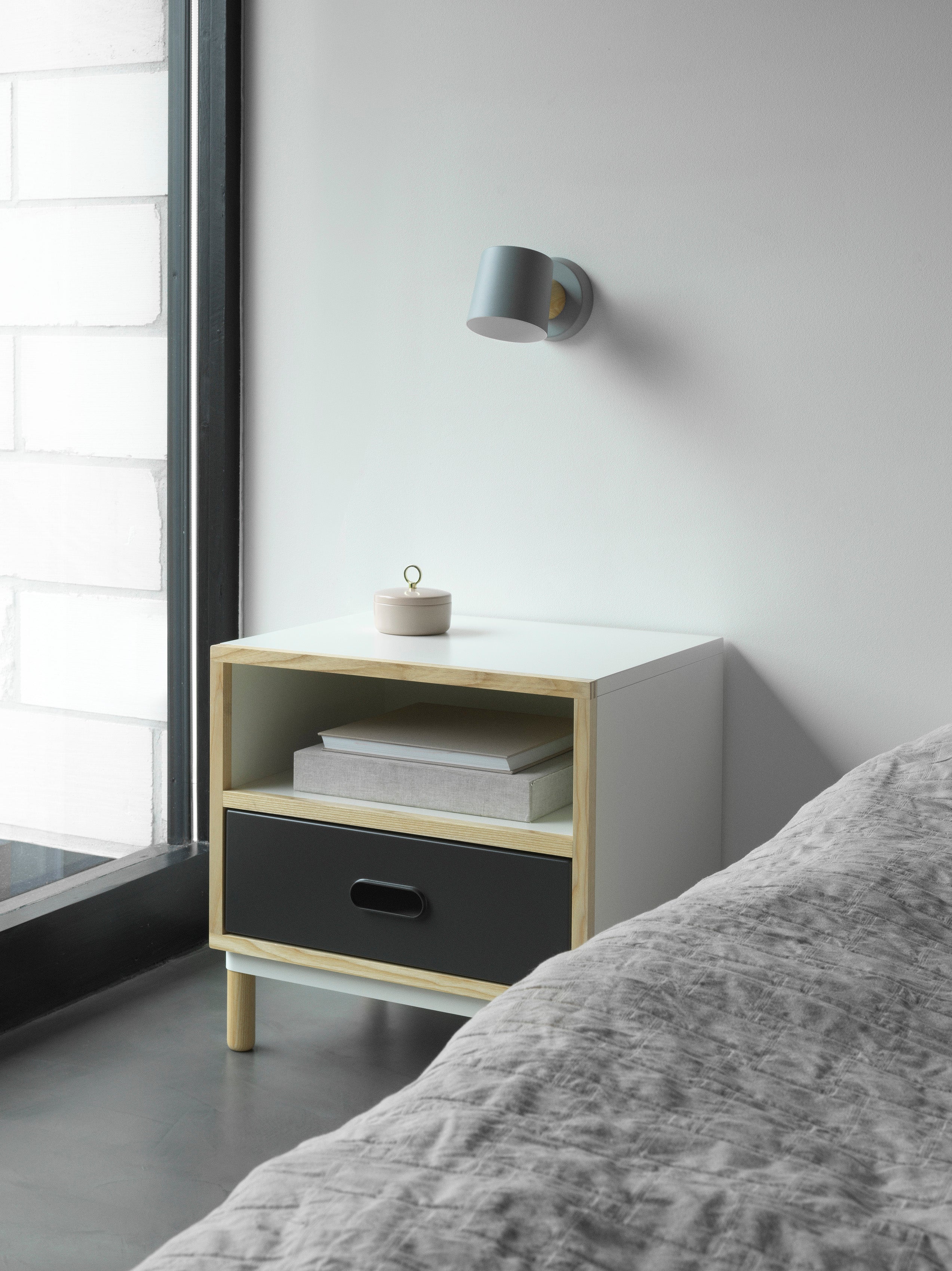 RISE wall lamp gray