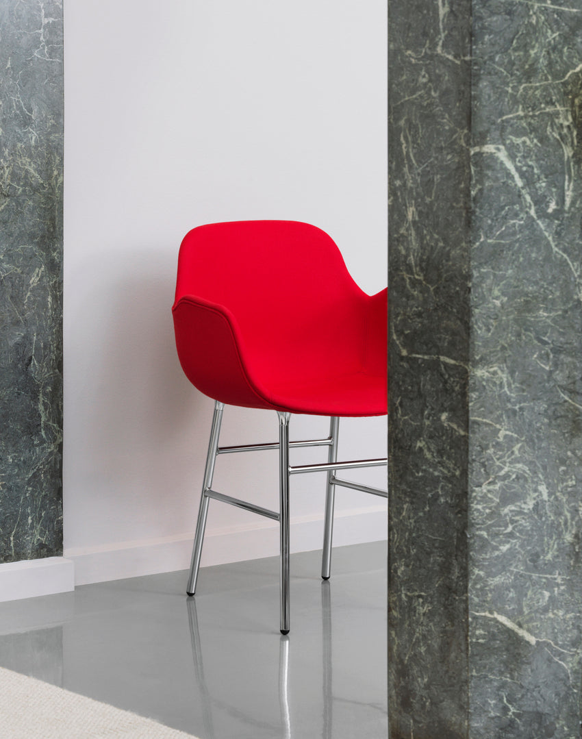 Chair with armrests blue forms