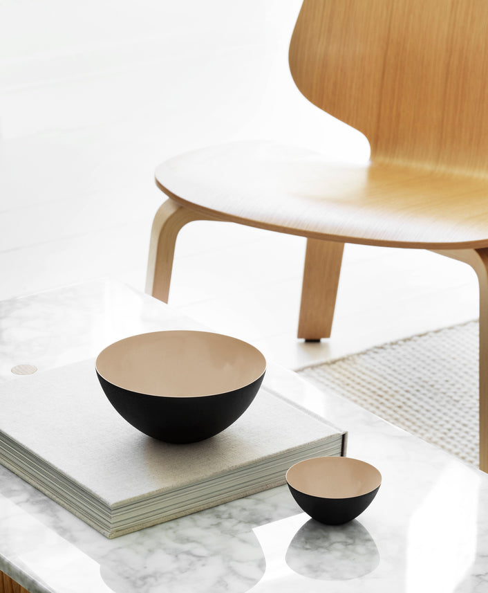 Křeslo MY černé dubové dýhy