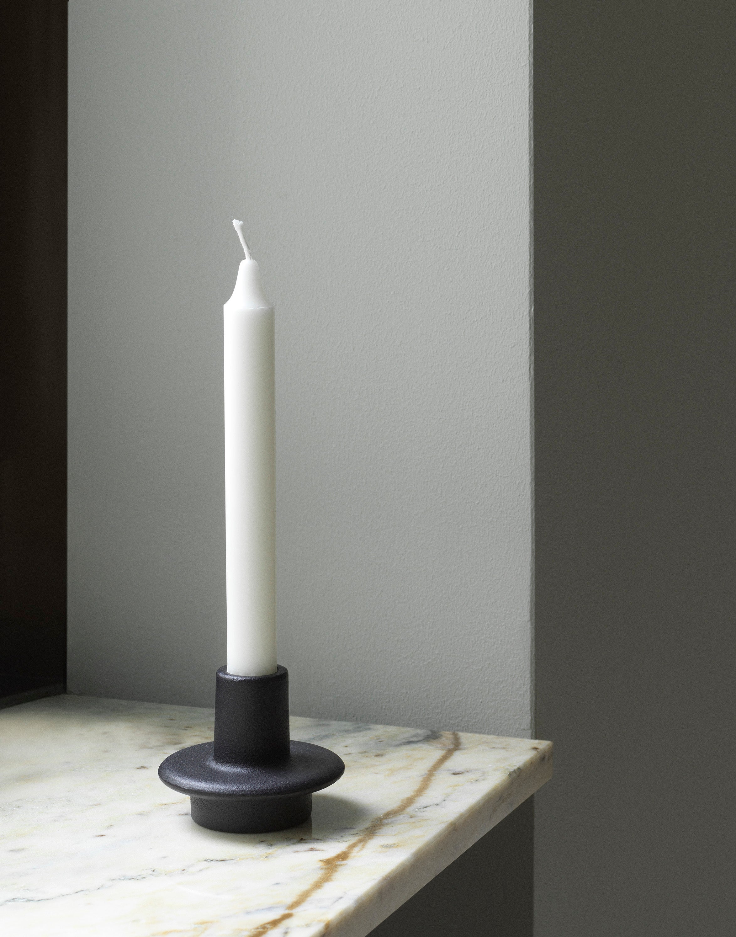 Svícen HEIMA CANDLESTICK černé litině