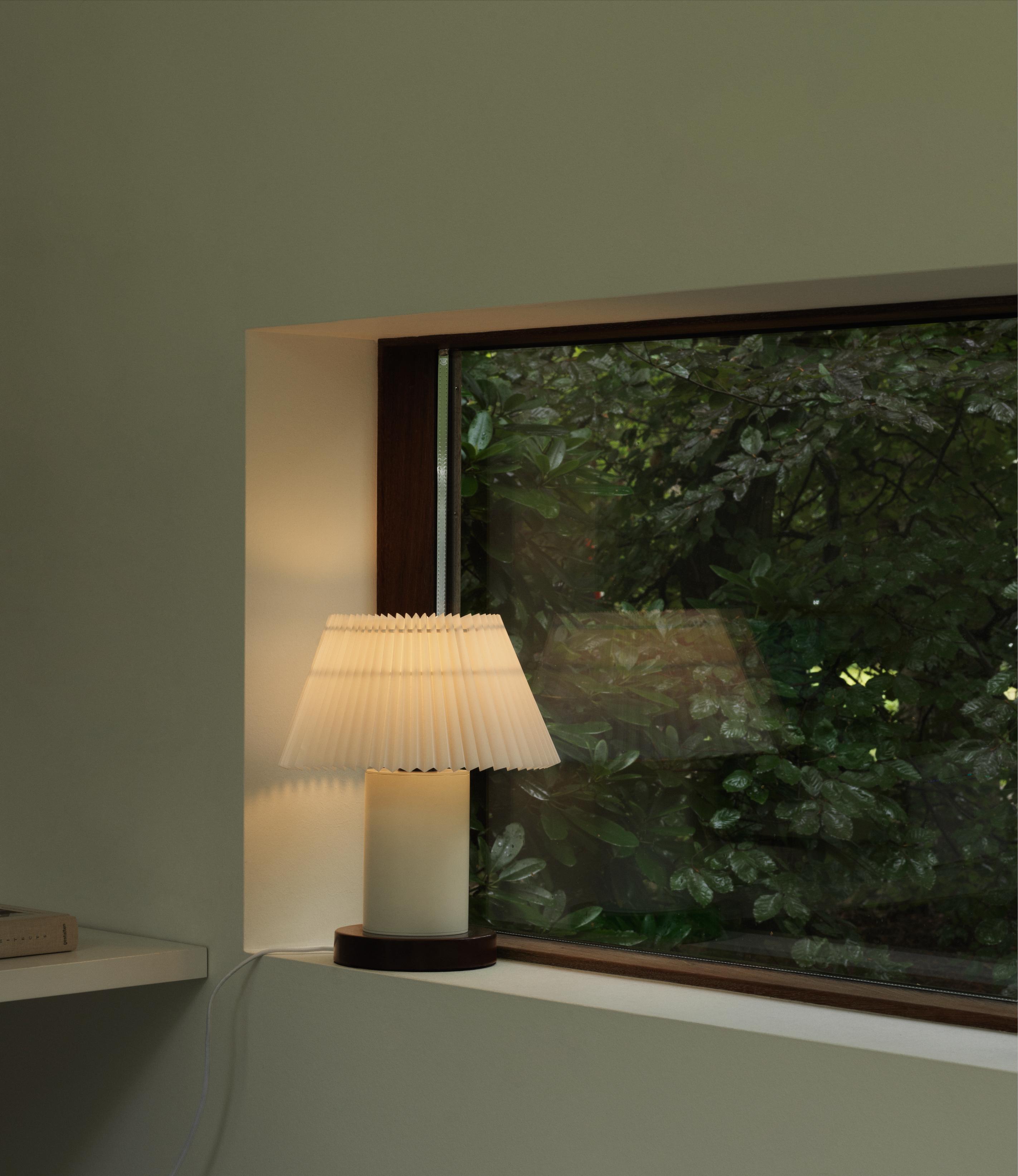 CELLU table lamp white with brown base