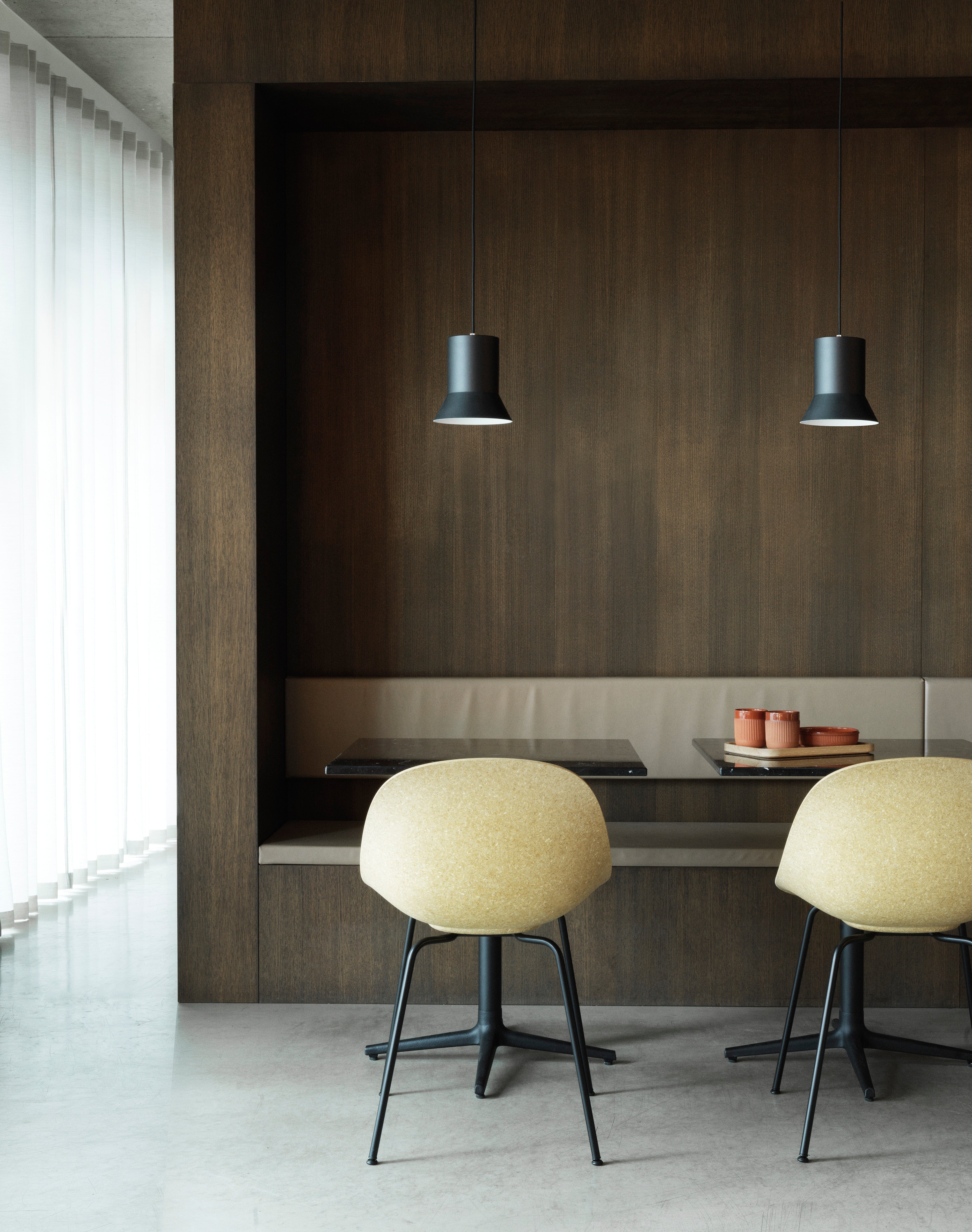 Závěsné svítidlo HAT černé