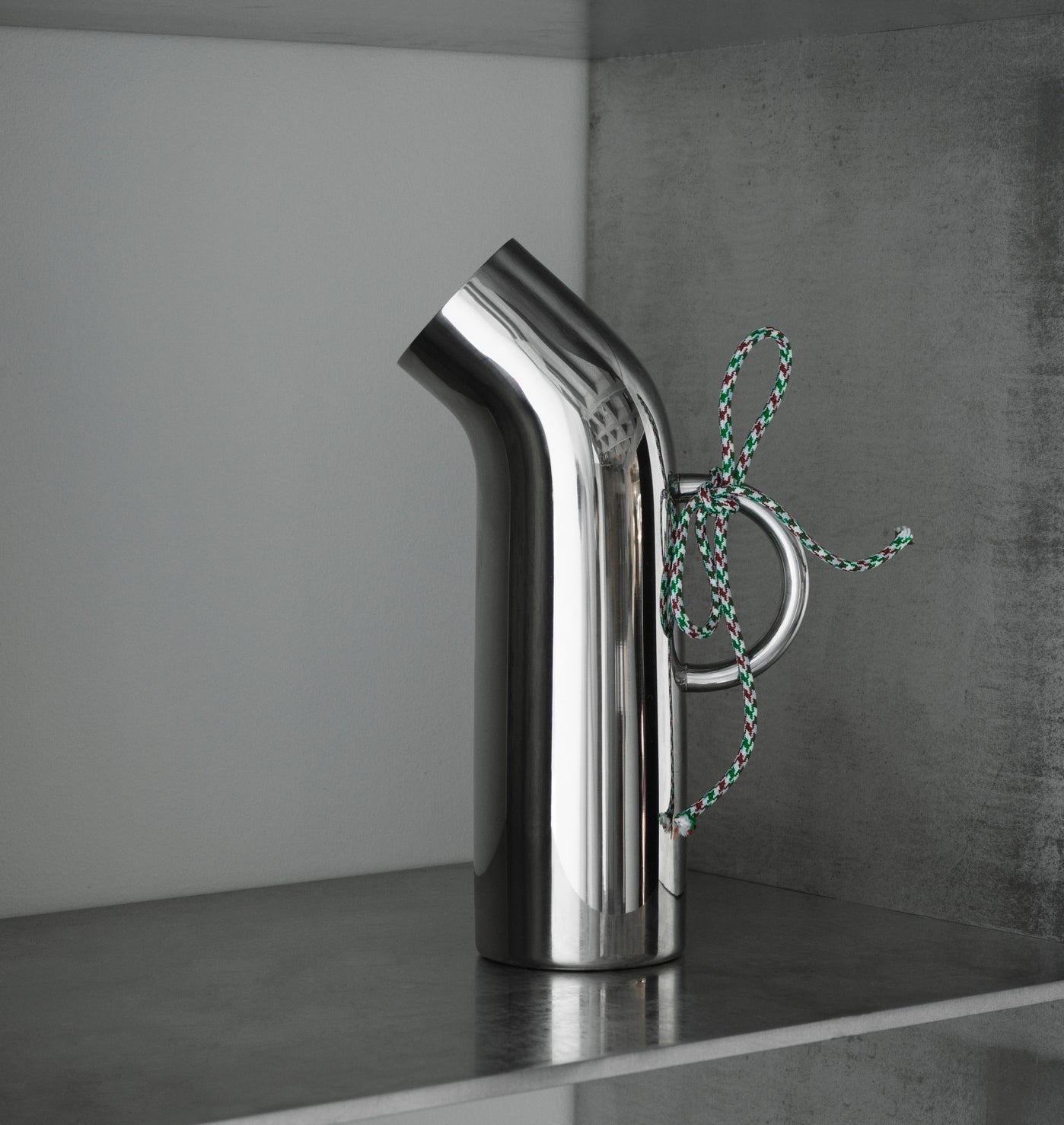 Ocelový džbánek PIPE