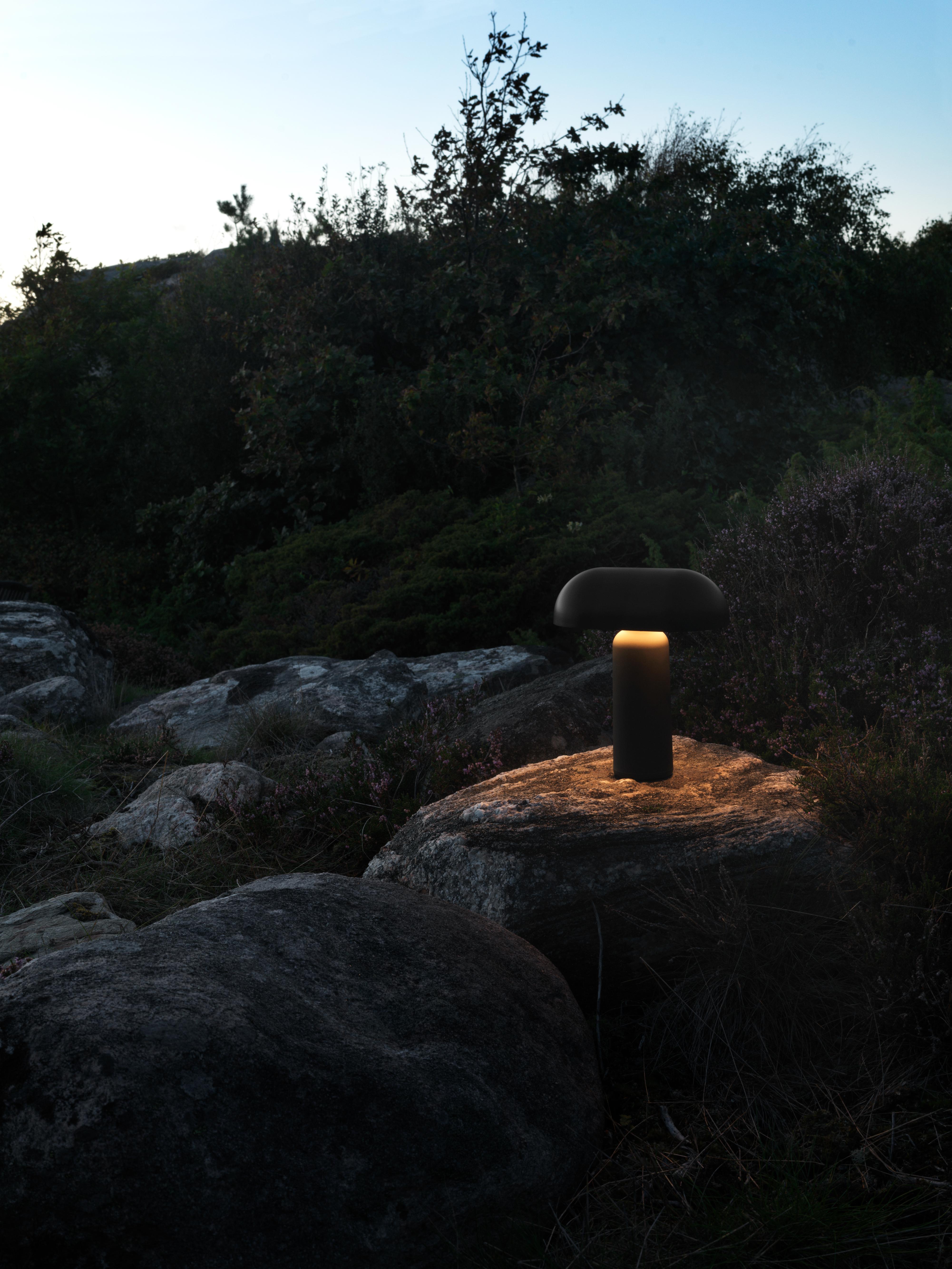 PORTA portable lamp black