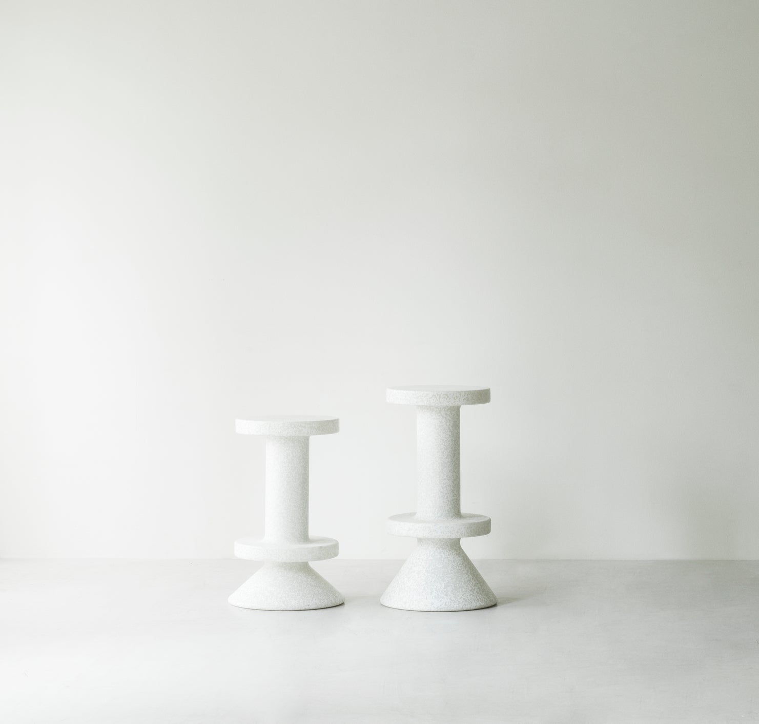 BIT Bar Stool White