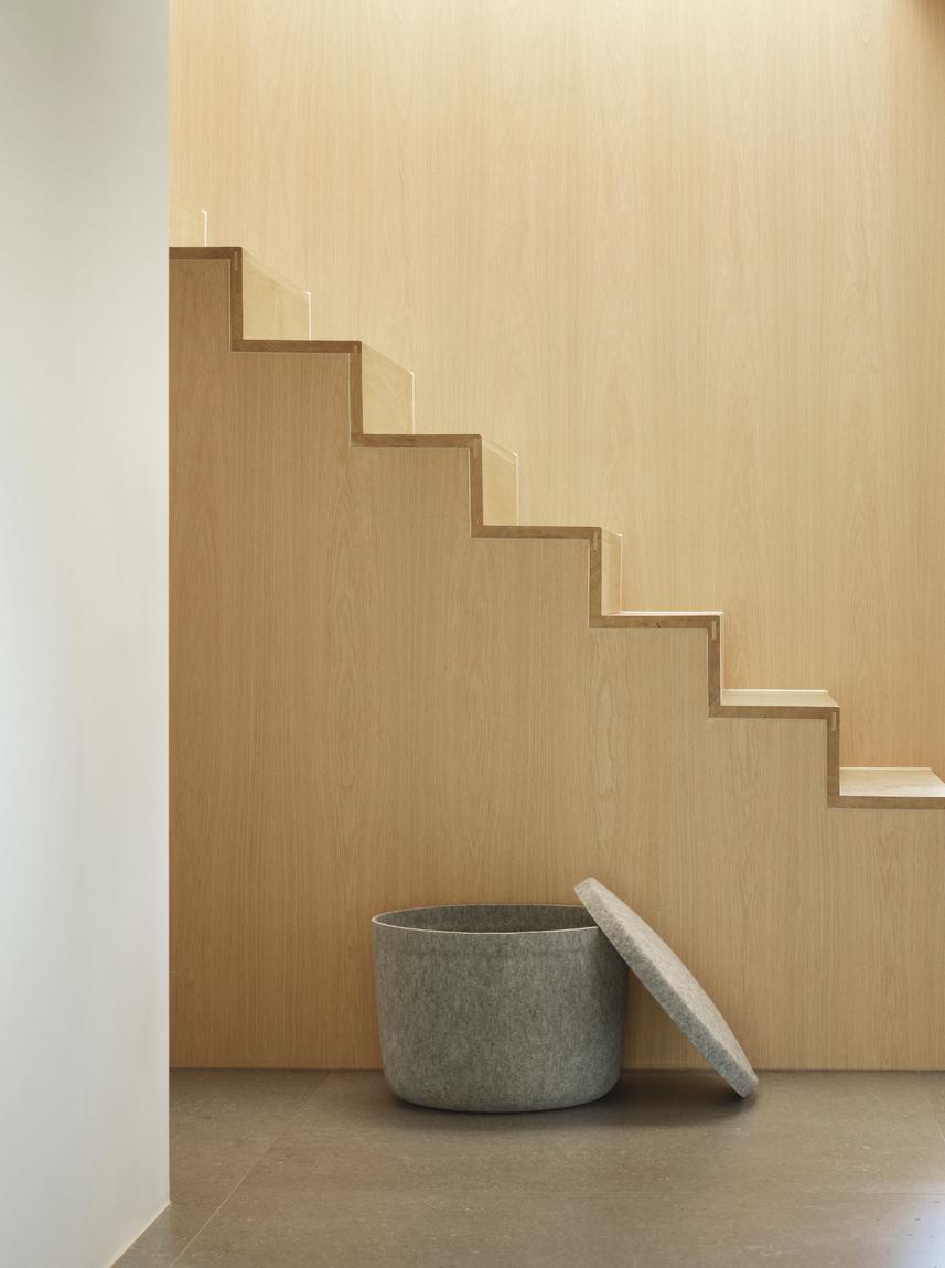 Puf se schovkou HIDE šedý