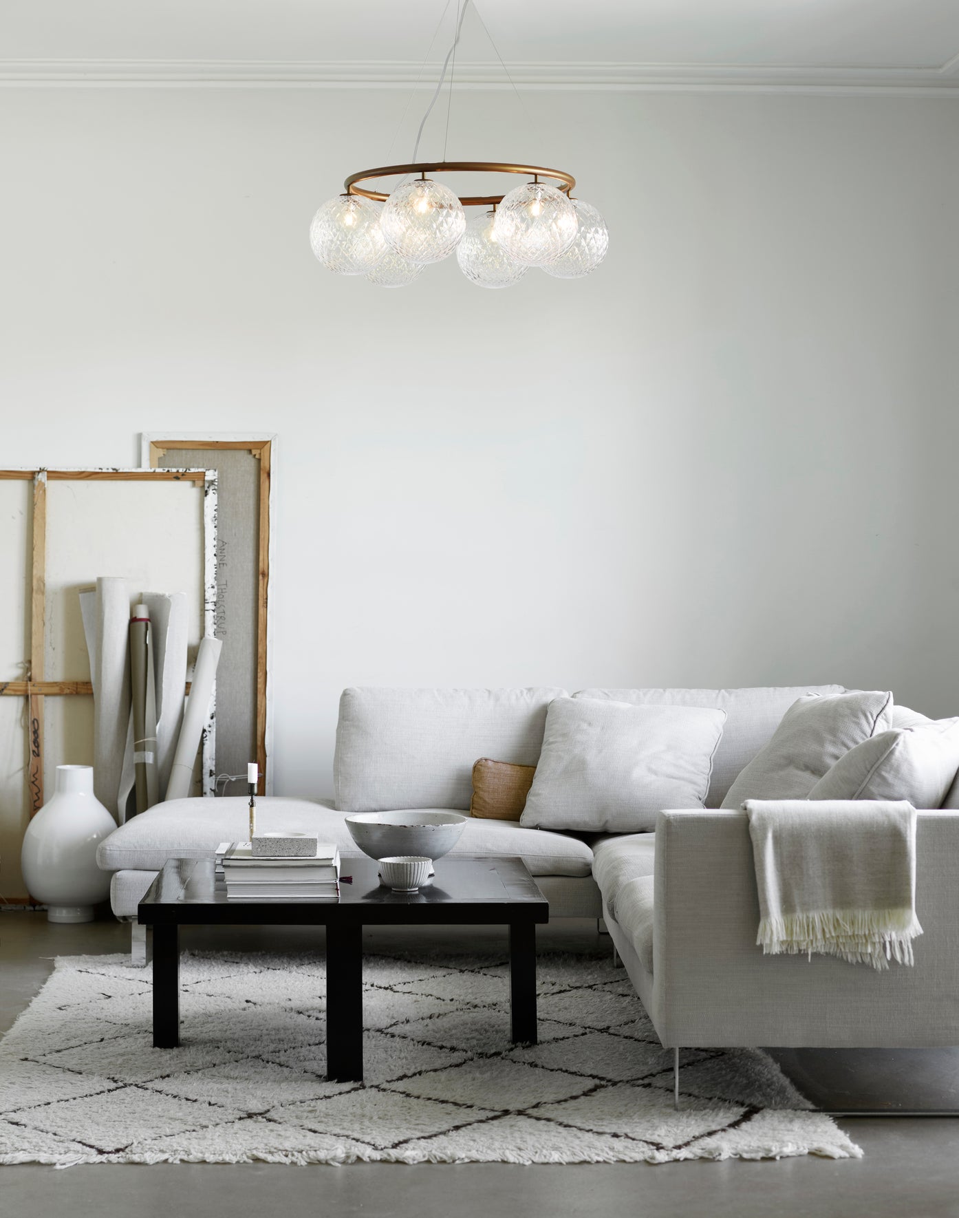 Závěsná lampa MIIRA 6 CIRCULAR tmavě hnědá s průhledným sklem
