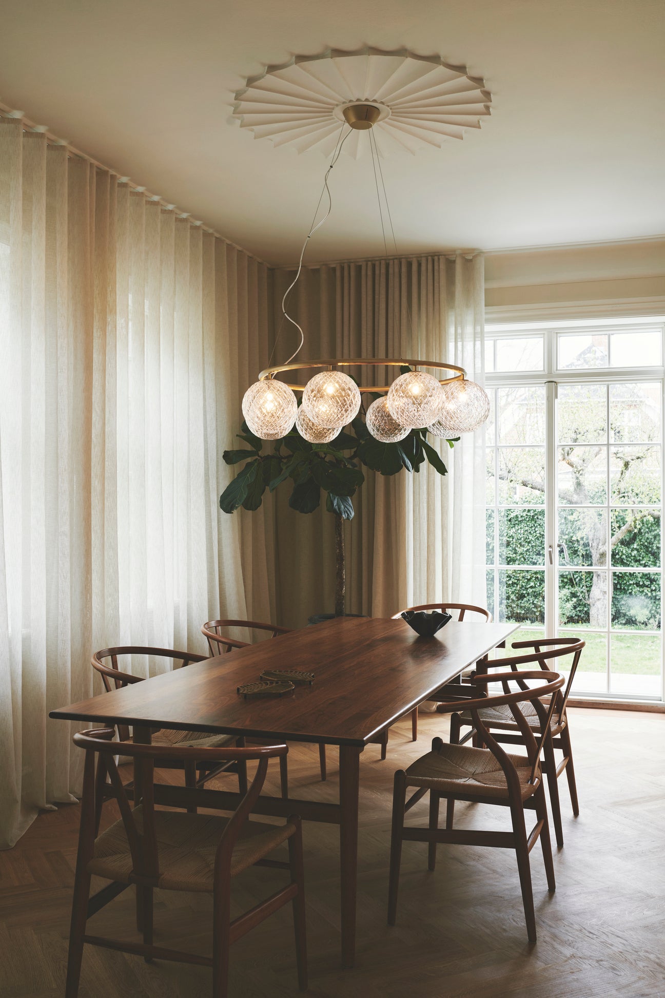 Lampa visící MIIRA 8 CIRCULAR mosazná s transparentním sklem