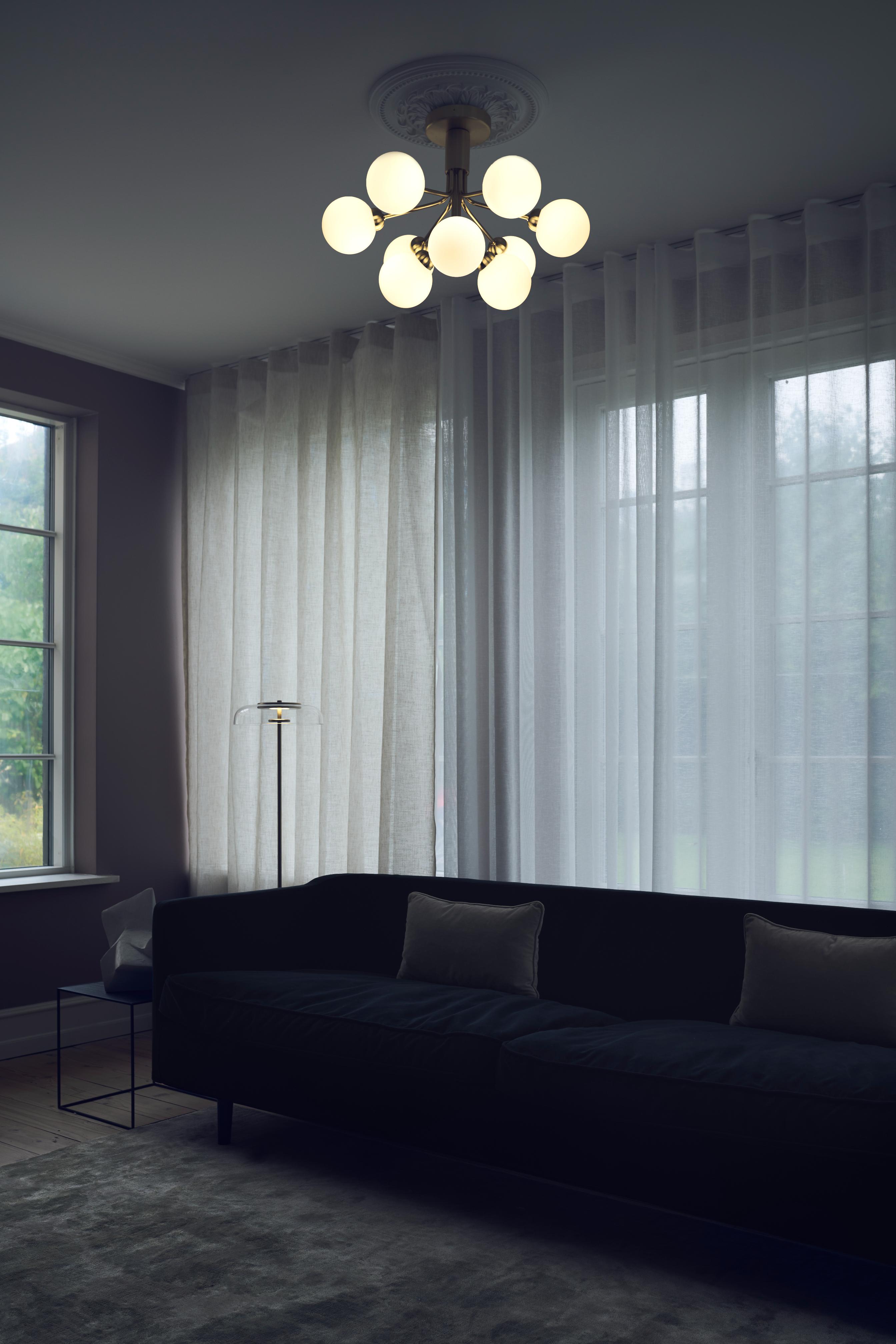 Lampa stropní APIALES 9 mosazná s opálovým sklem