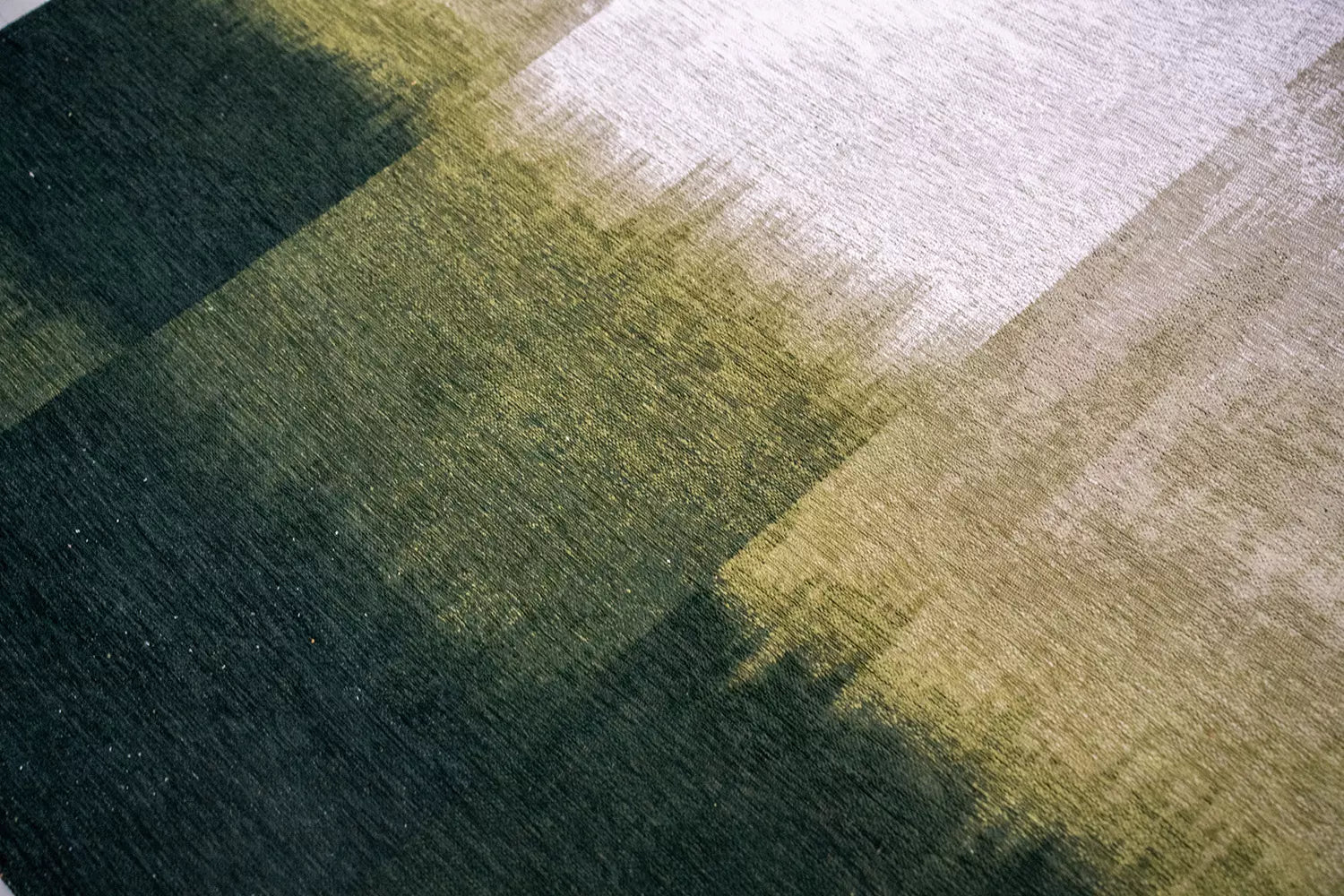 SENDAI Green and White Rug