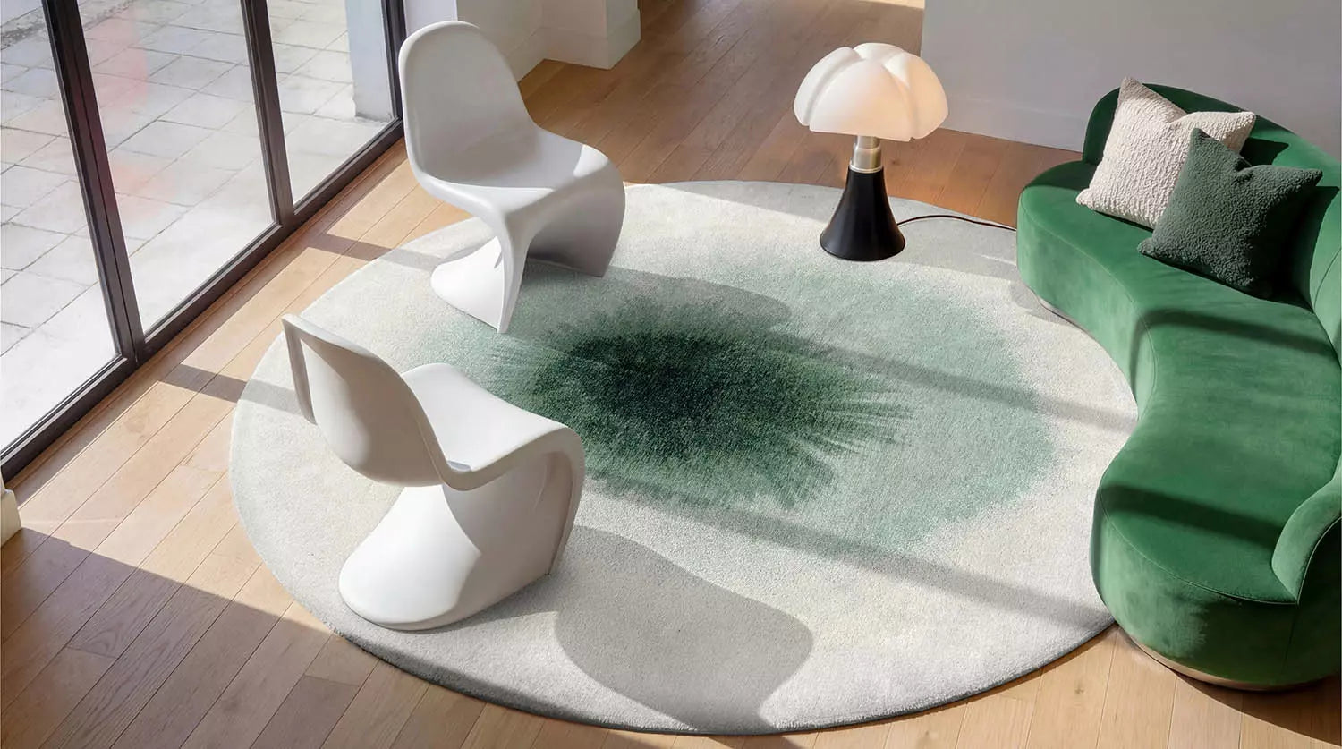 Round DROP rug in white with brown
