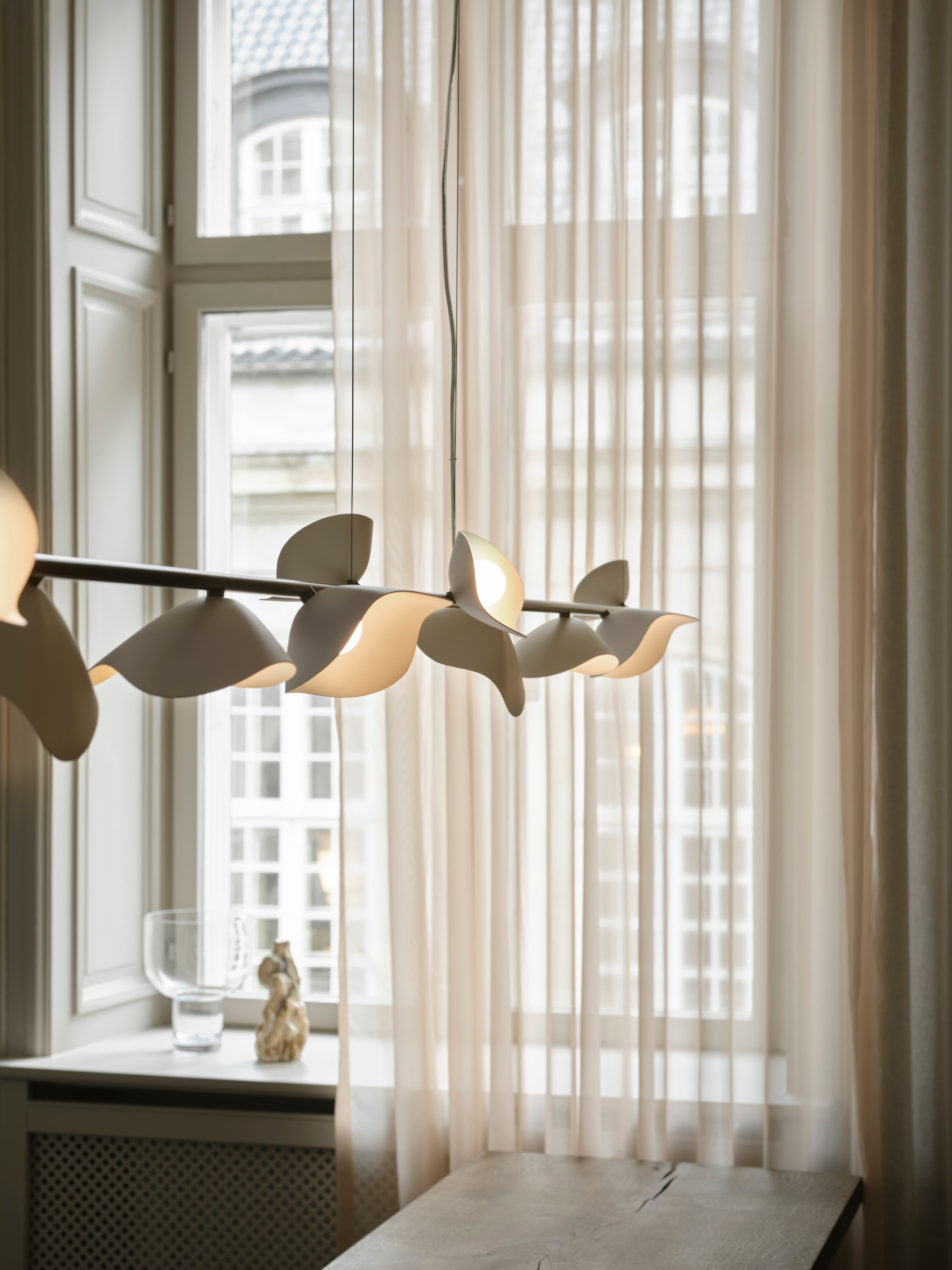 FLORII 5 Pendant Lamp Dark Brown with White
