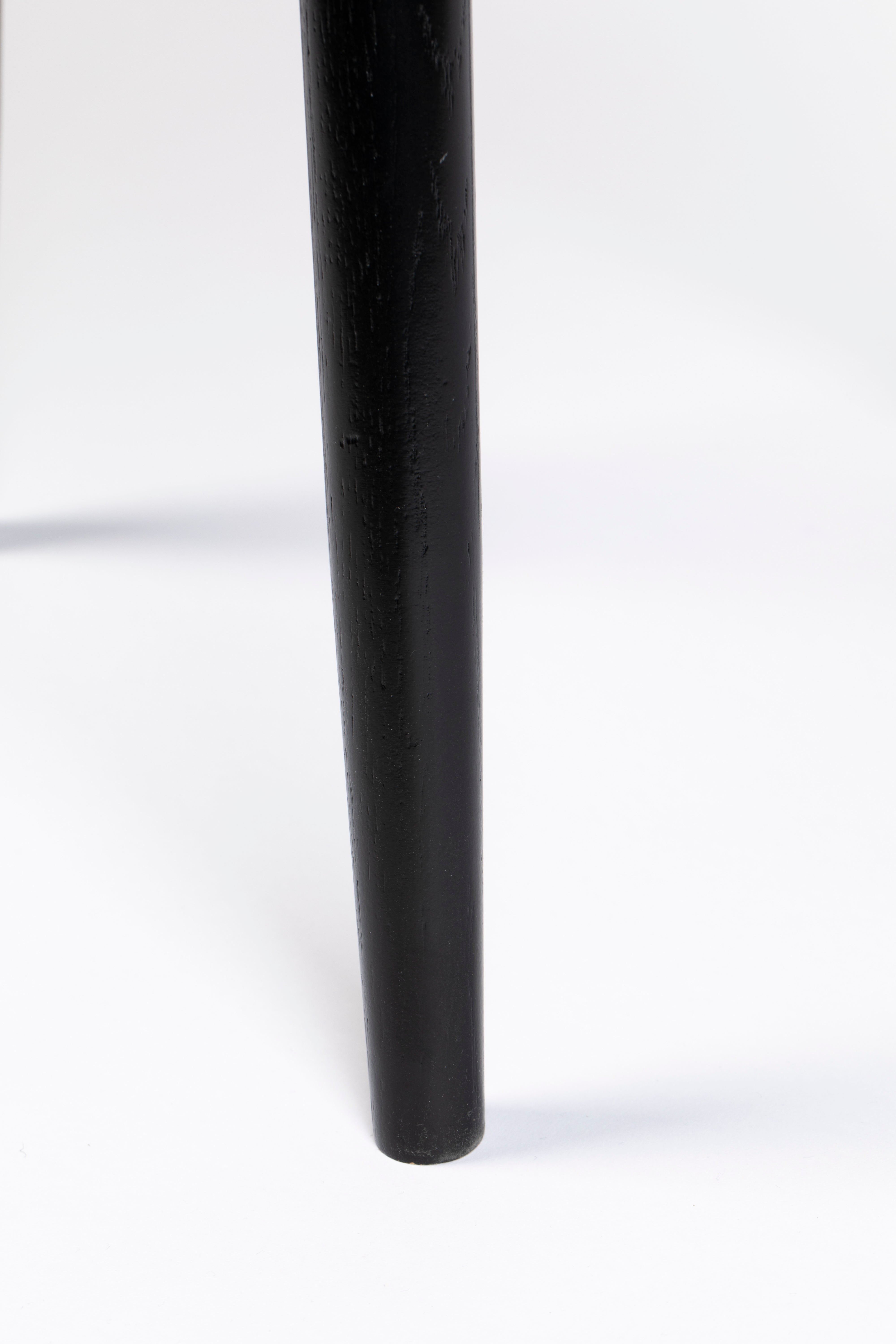 Boční stolek FABIO černý dubová dýha