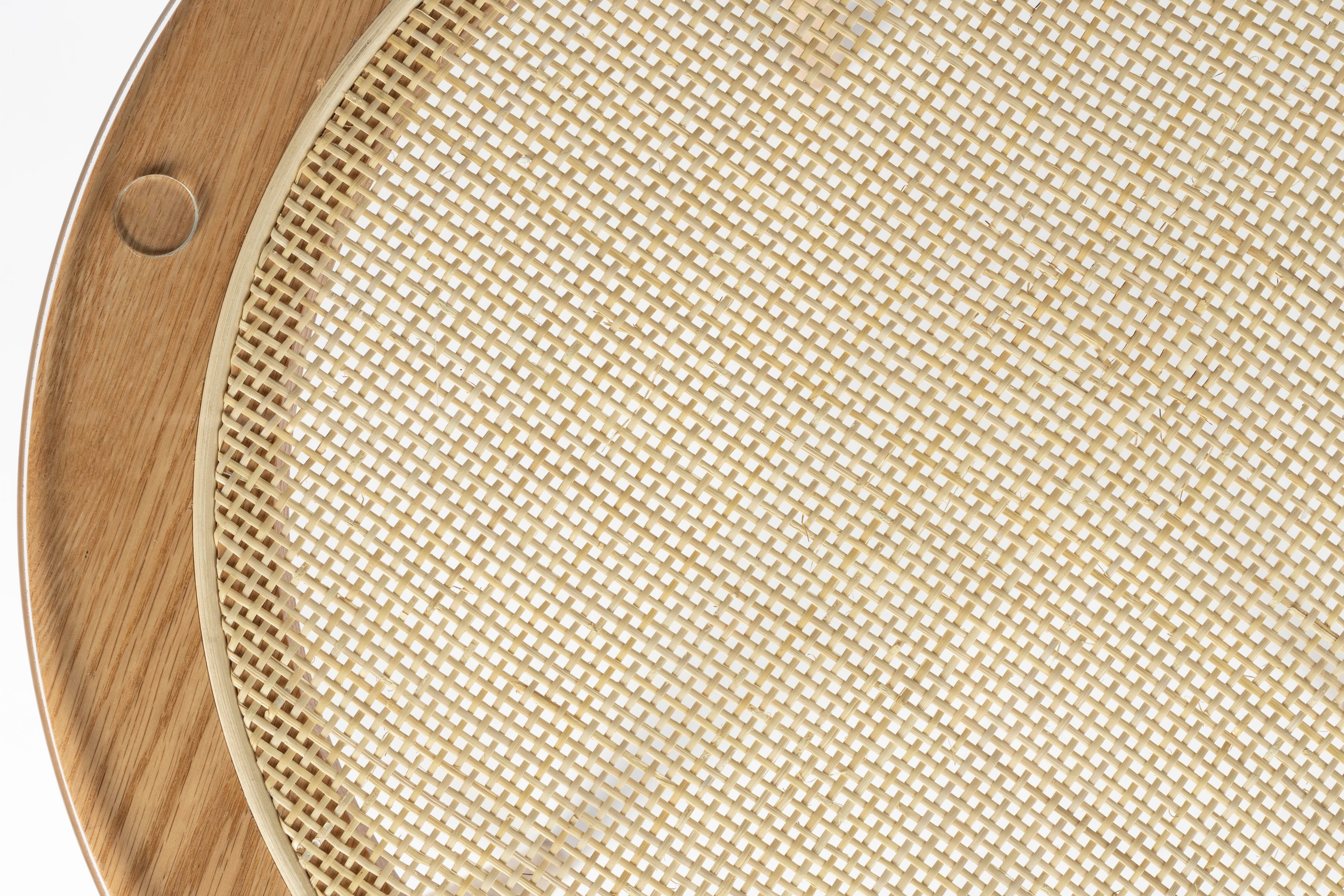 Boční stolek HARU z dubového dřeva