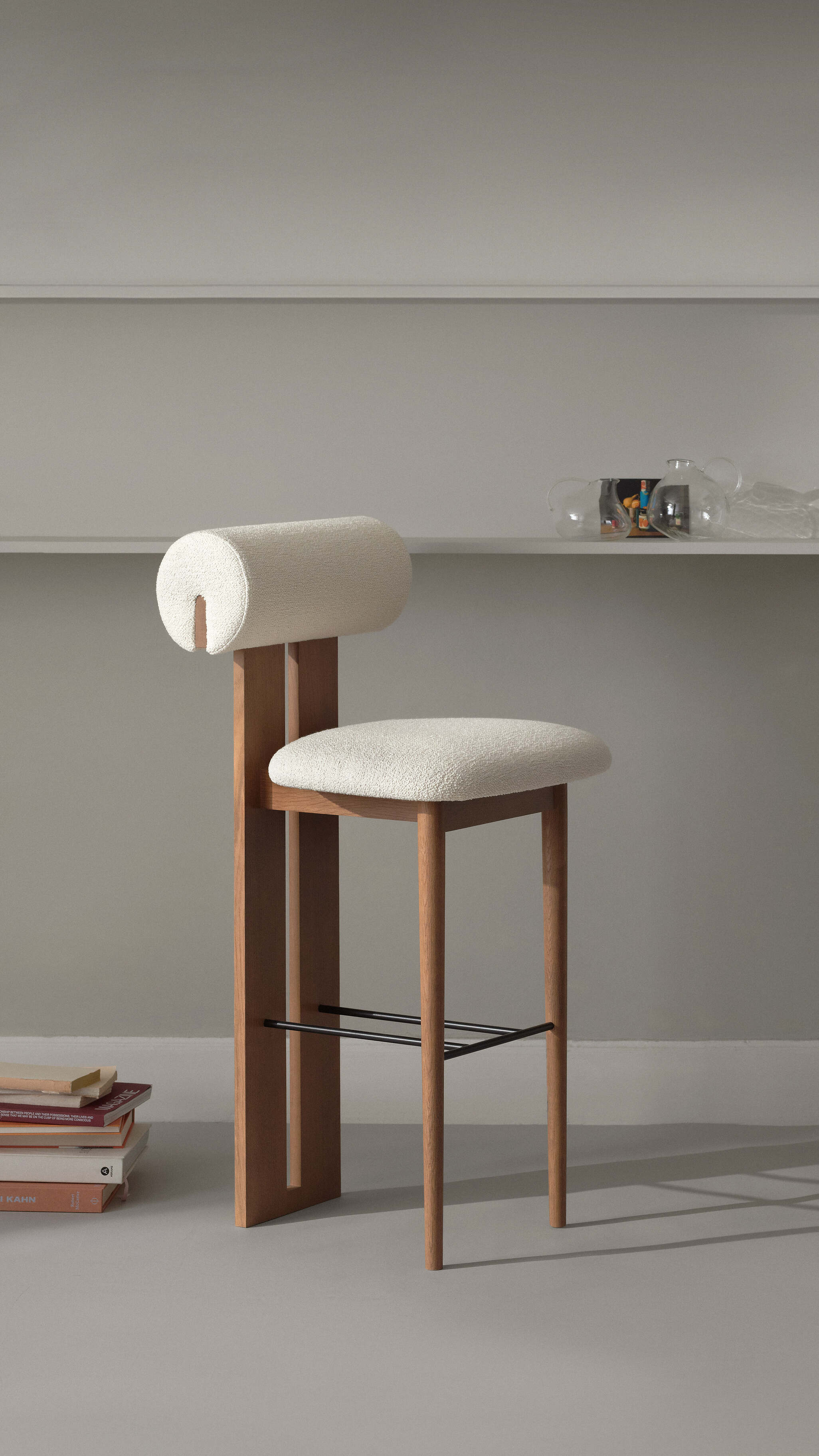 Hoker čalouněný HIPPO tmavé kouřové dubové dřevo