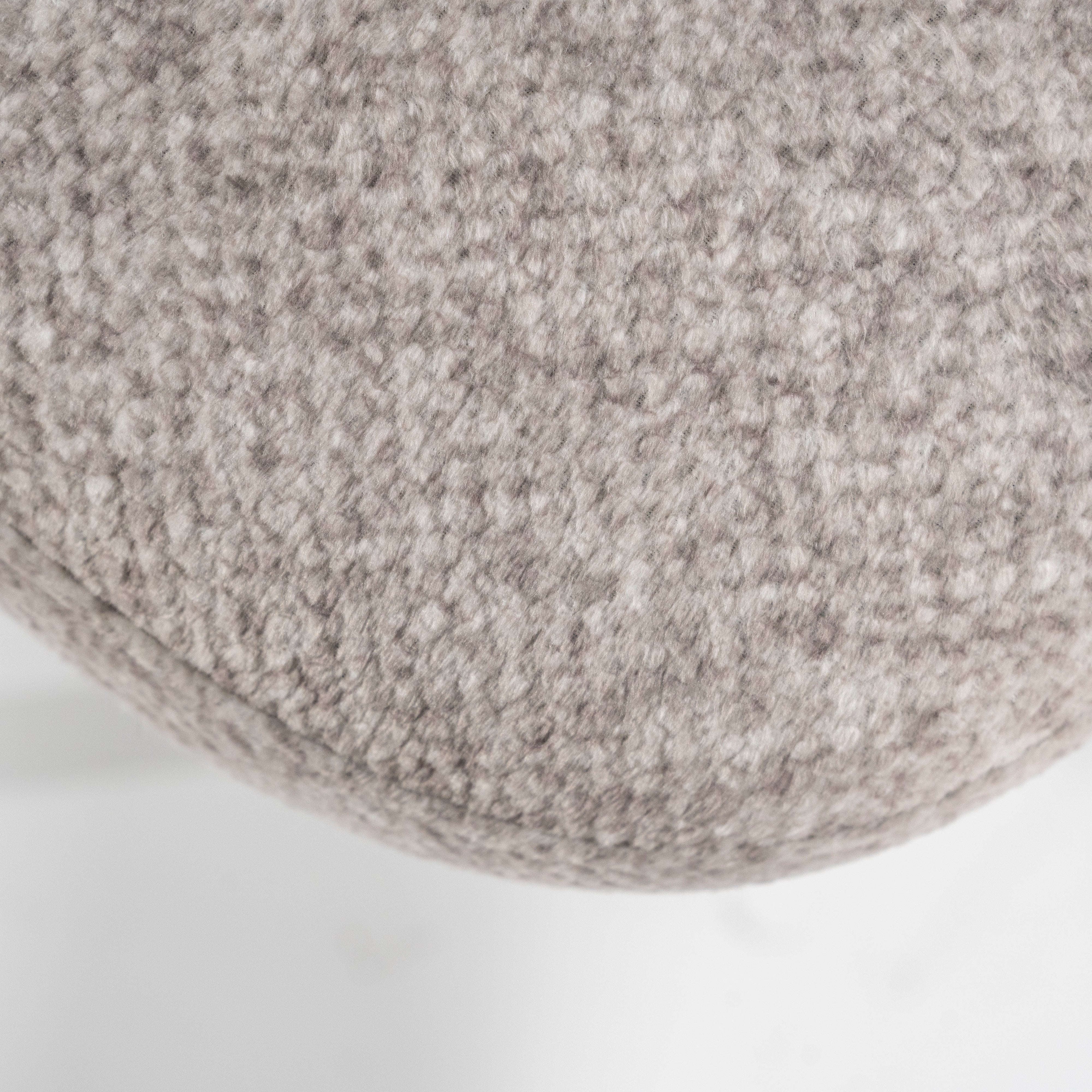 JARI Armchair in Gray Beige