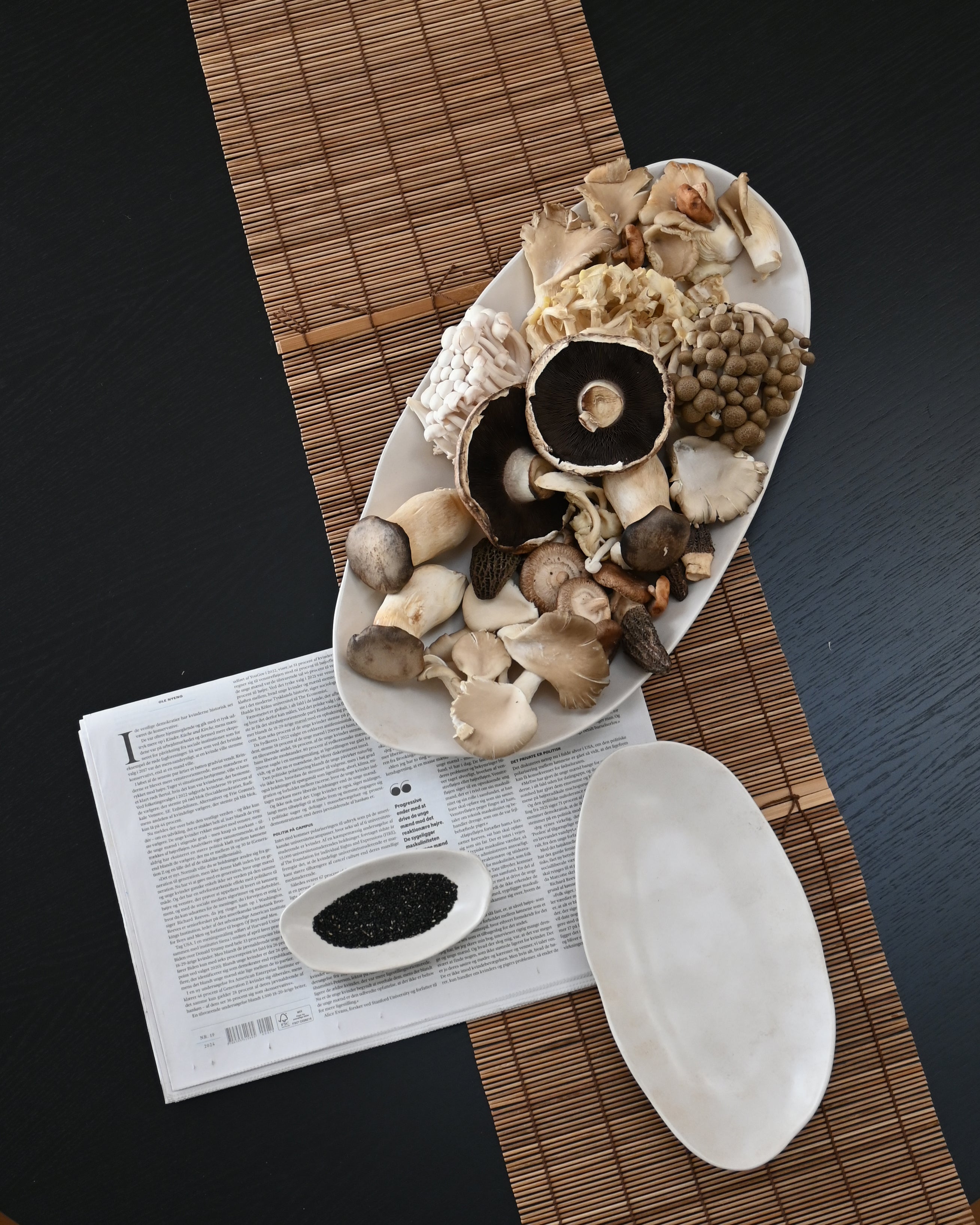 Set of Oval Trays NATIVE White Stoneware