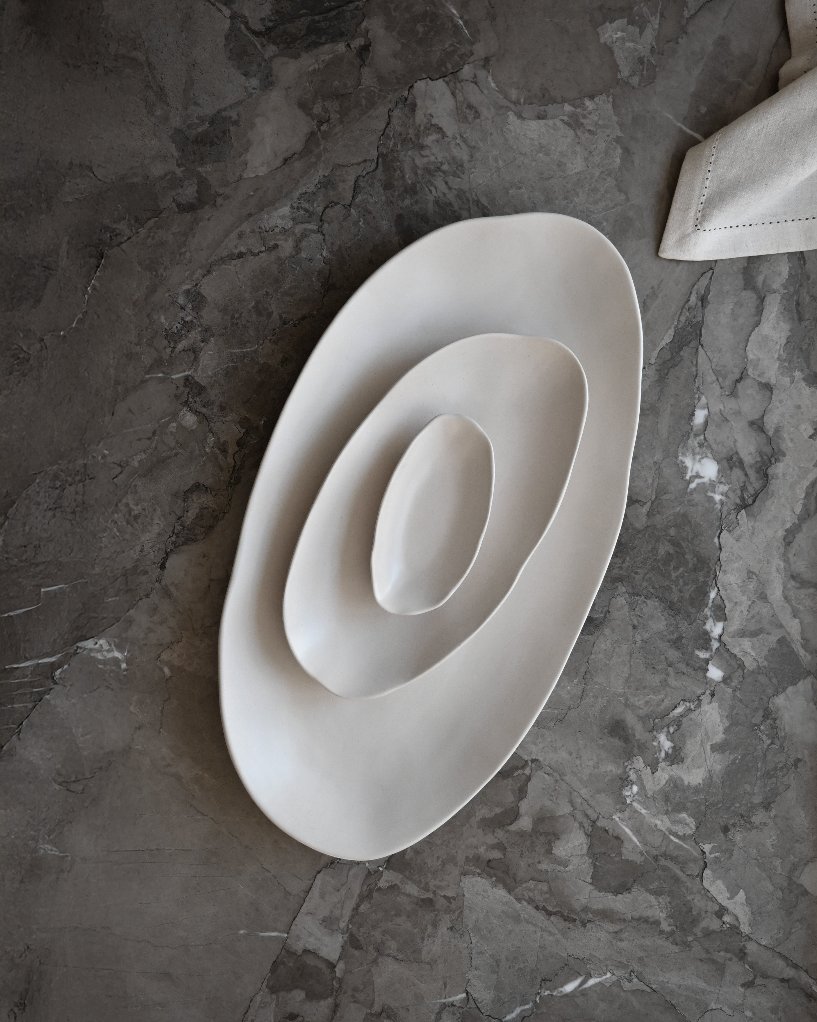 Set of Oval Trays NATIVE White Stoneware