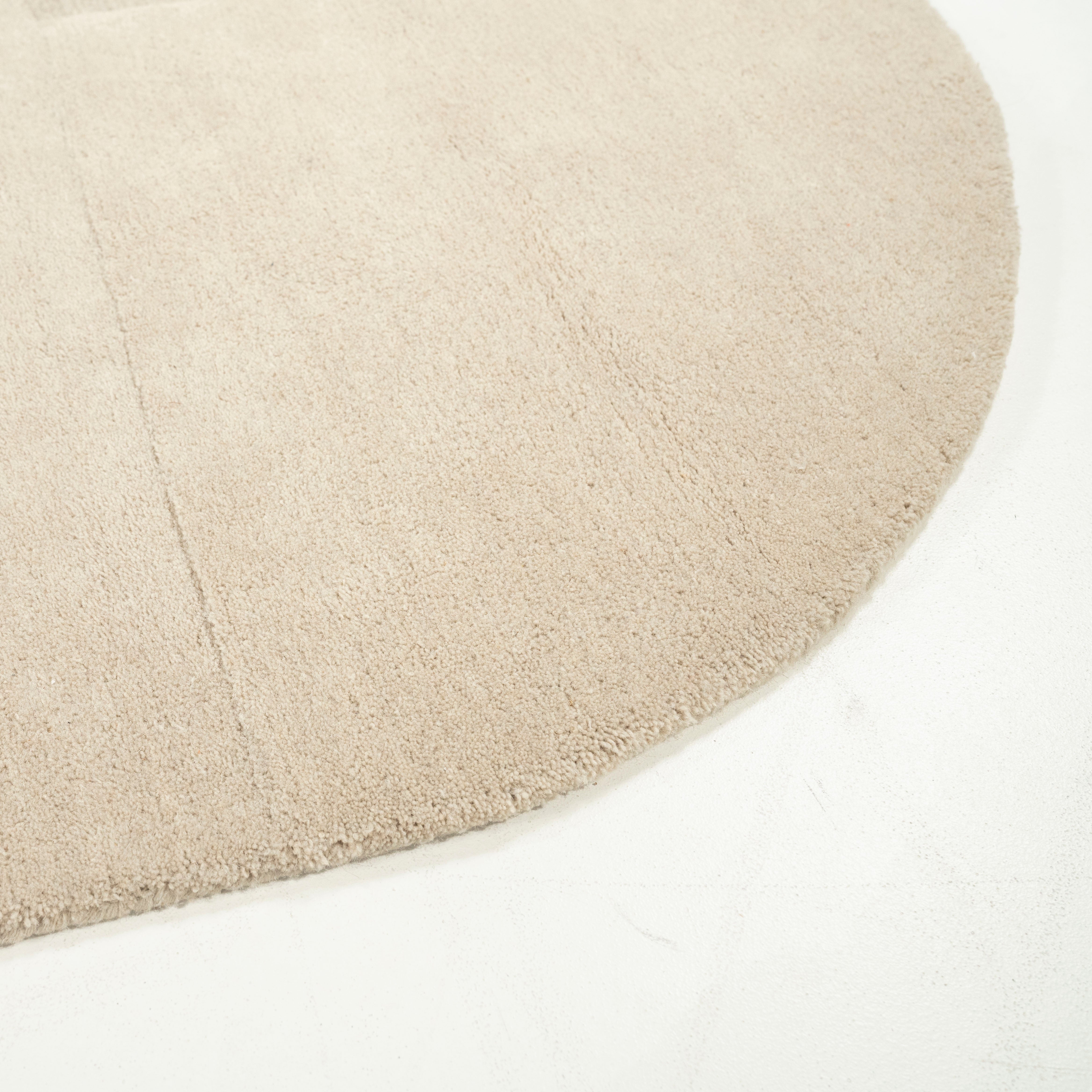 CONTOUR beige rug
