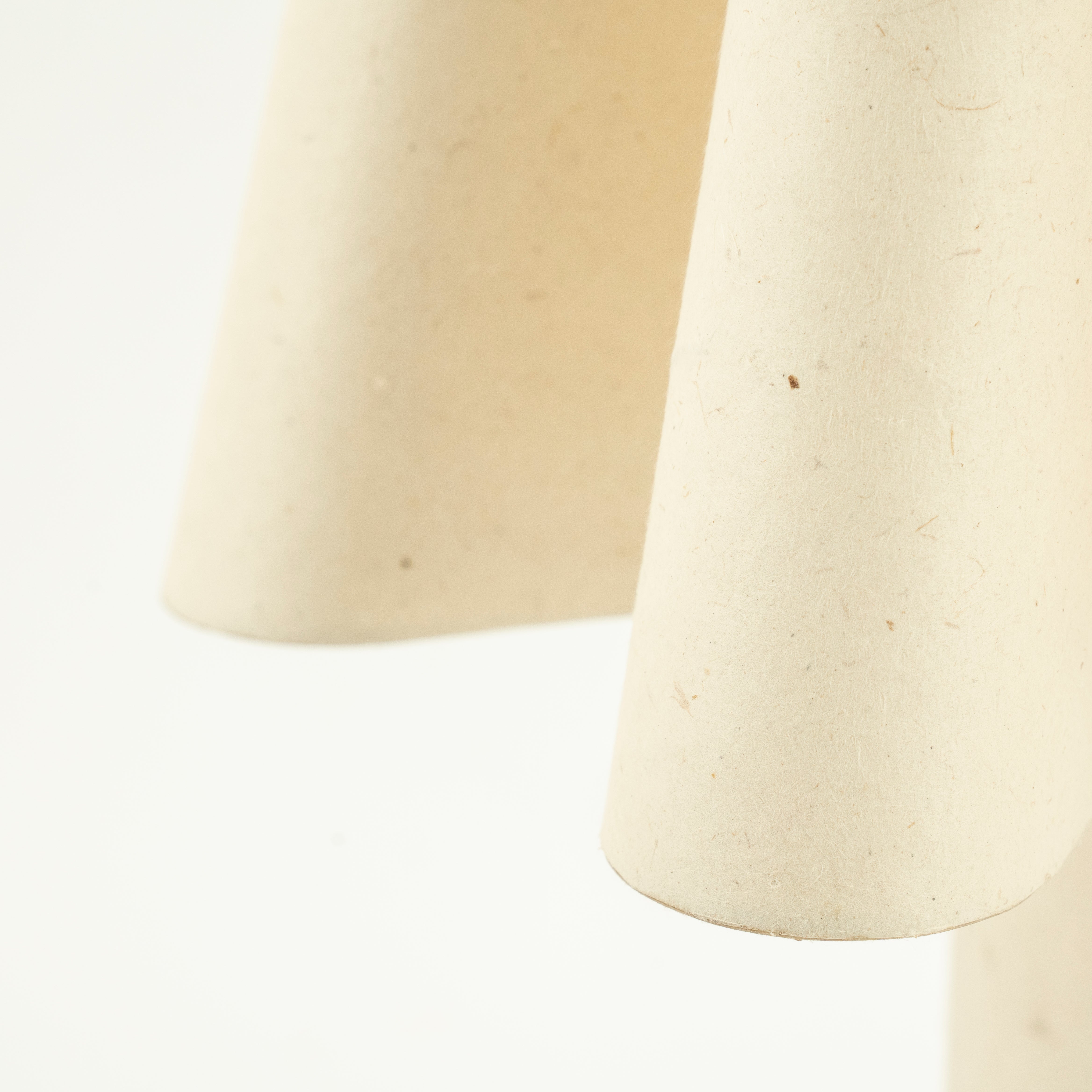 MEANDER beige table lamp