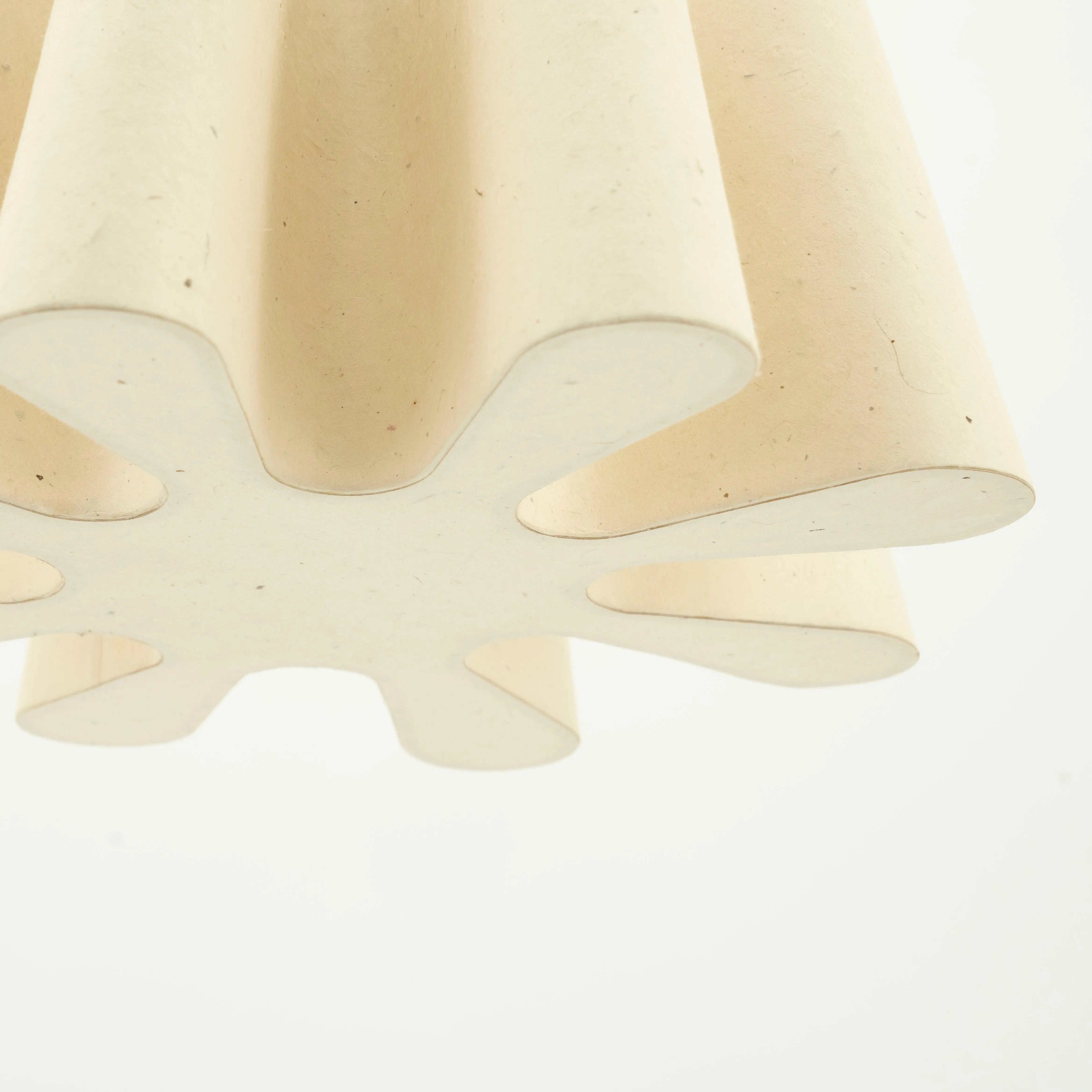 Lampa wisząca MEANDER beżowy – styl skandynawski