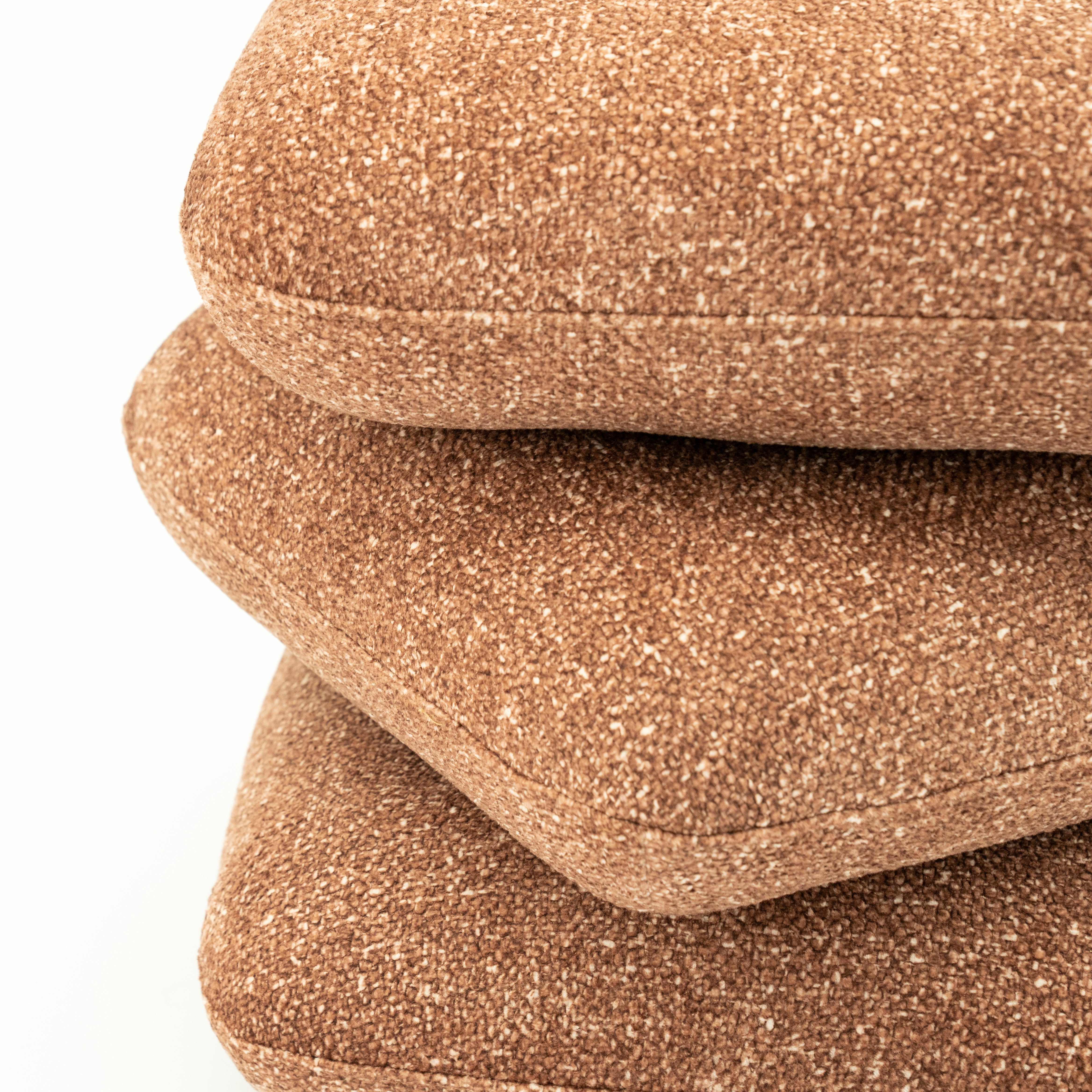 Puf PILLOWSCAPE karamelový